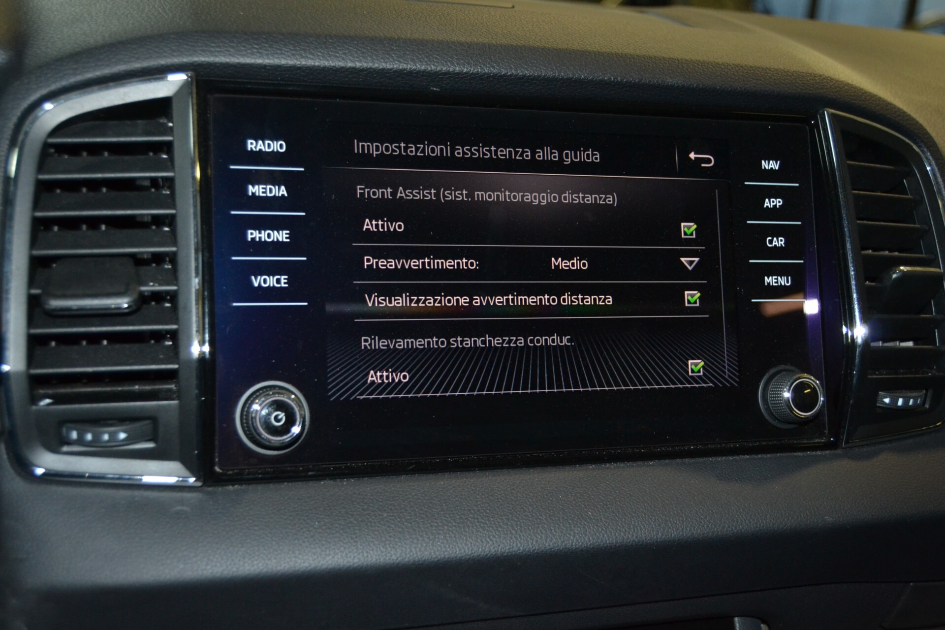 Skoda Karoq 1.6 TDI Executive Navi/Xenon/Cruise