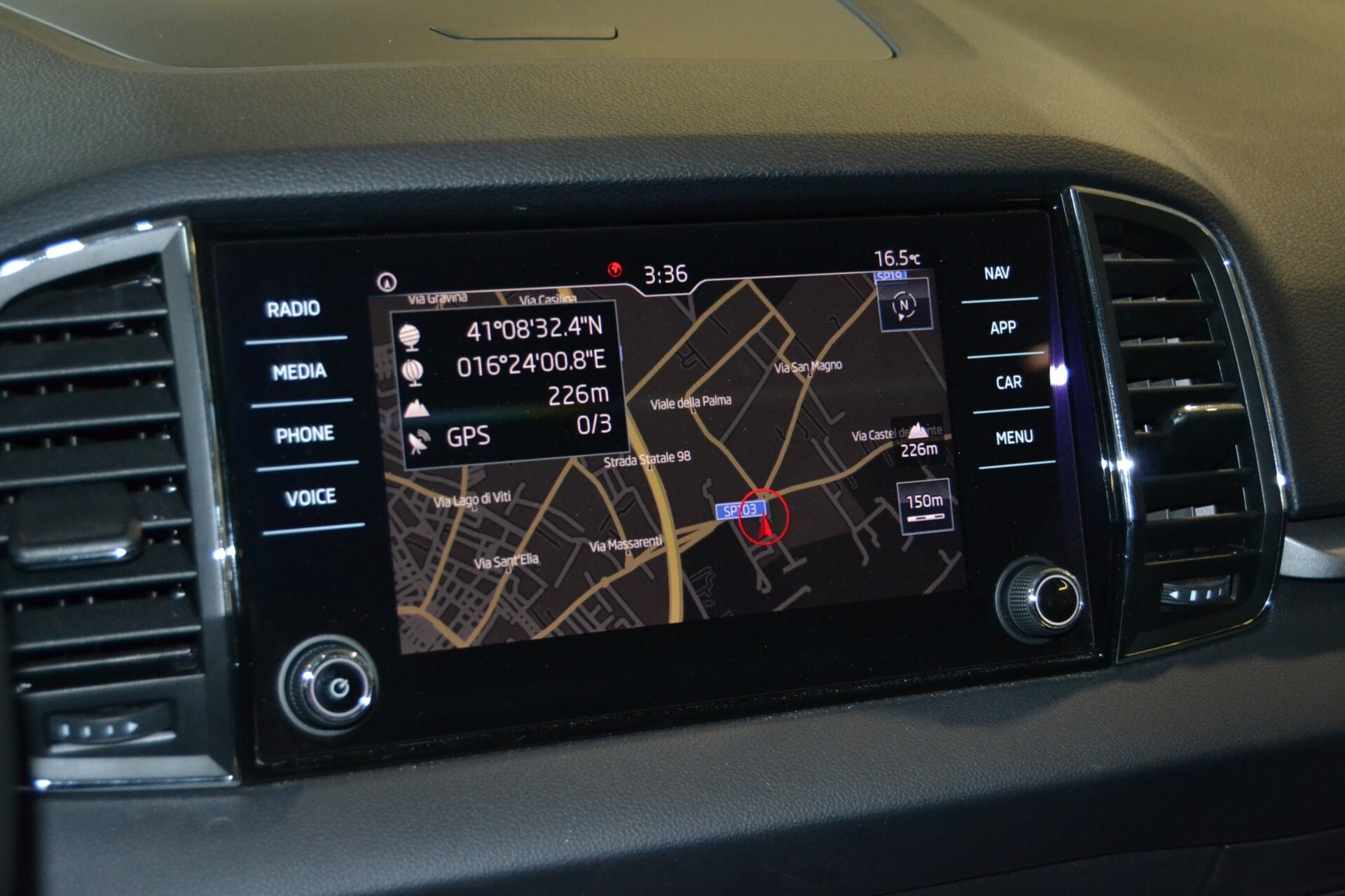 Skoda Karoq 1.6 TDI Executive Navi/Xenon/Cruise