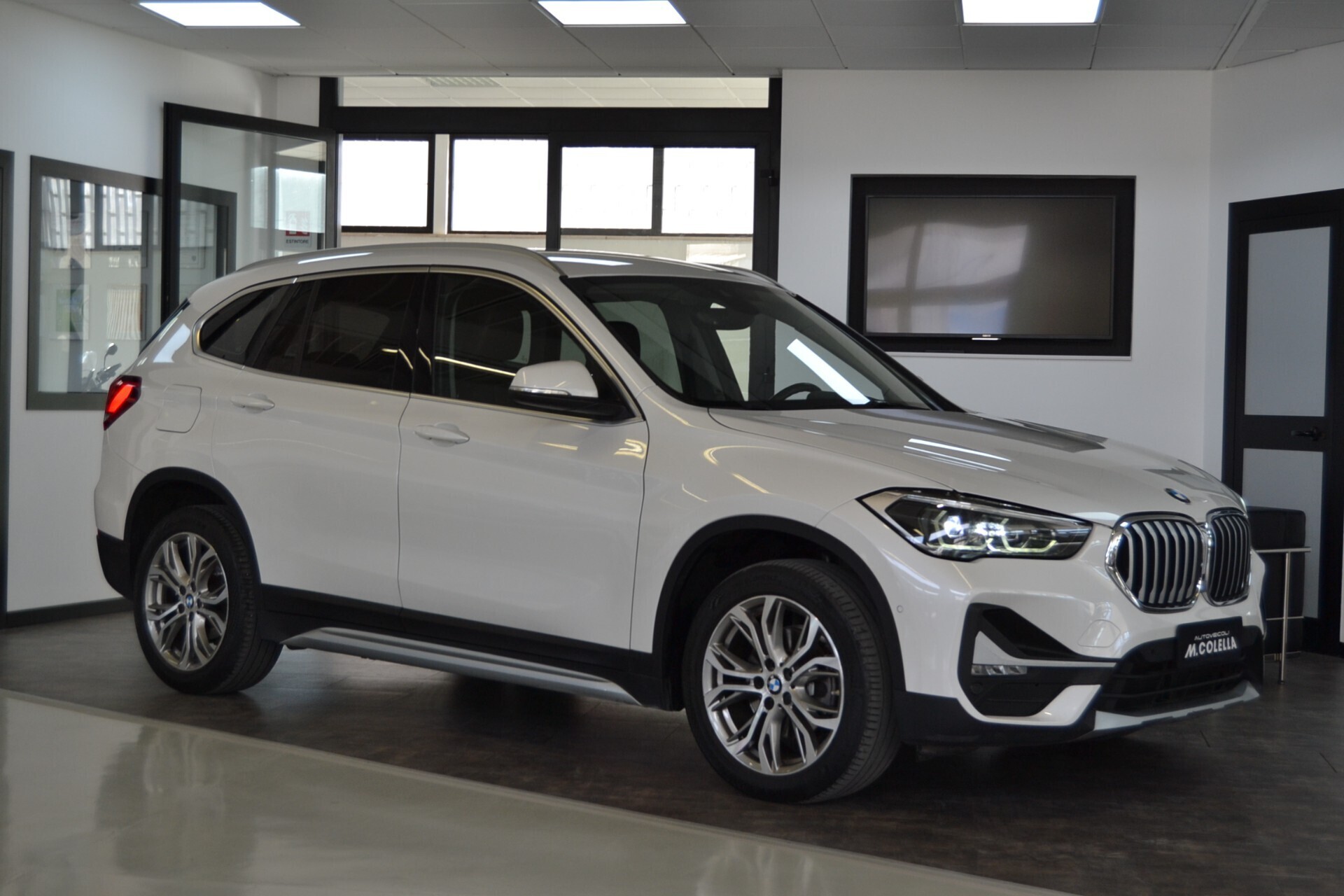 Bmw X1 sDrive18d xLine Plus Navi/Pelle/LED
