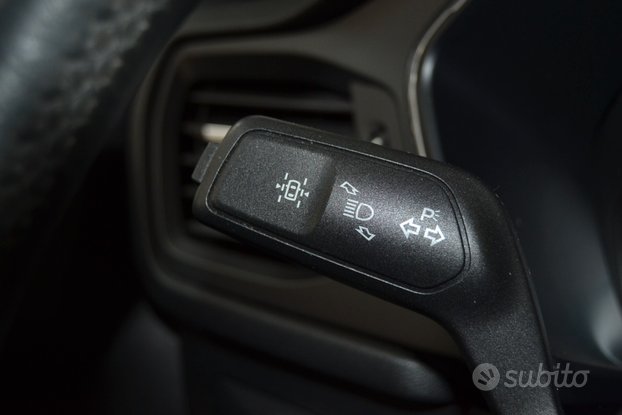 Ford Kuga 1.5 TDCi 120CV Titanium UniPro/Navi/T.Cam 