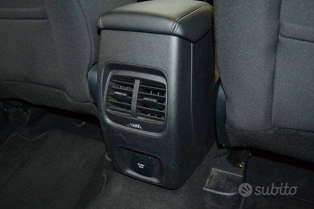 Ford Kuga 1.5 TDCi 120CV Titanium UniPro/Navi/T.Cam 