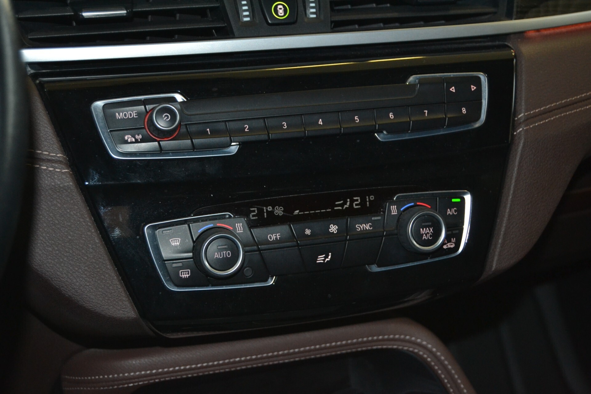 Bmw X1 sDrive18d xLine Plus Navi/Pelle/LED