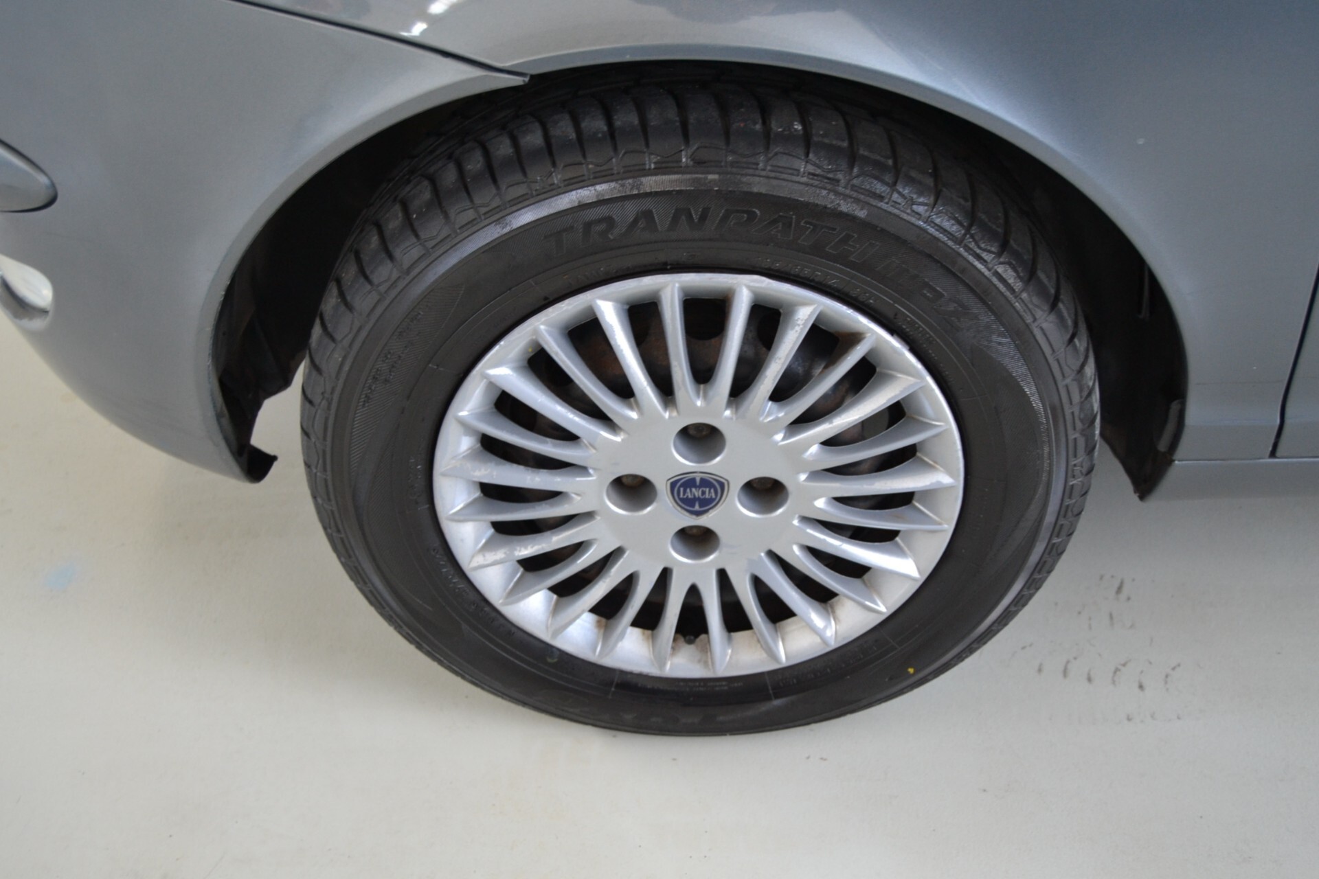Lancia Ypsilon 1.3 MJT 75CV ORO RadioMP3/OkNeopatentati.