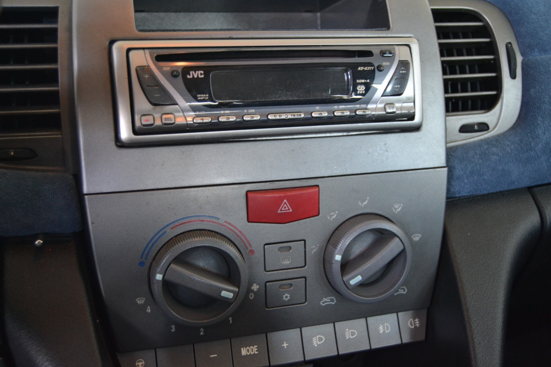 Lancia Ypsilon 1.3 MJT 75CV ORO RadioMP3/OkNeopatentati.