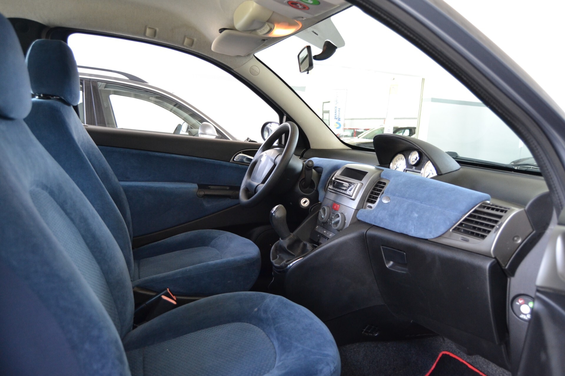 Lancia Ypsilon 1.3 MJT 75CV ORO RadioMP3/OkNeopatentati.