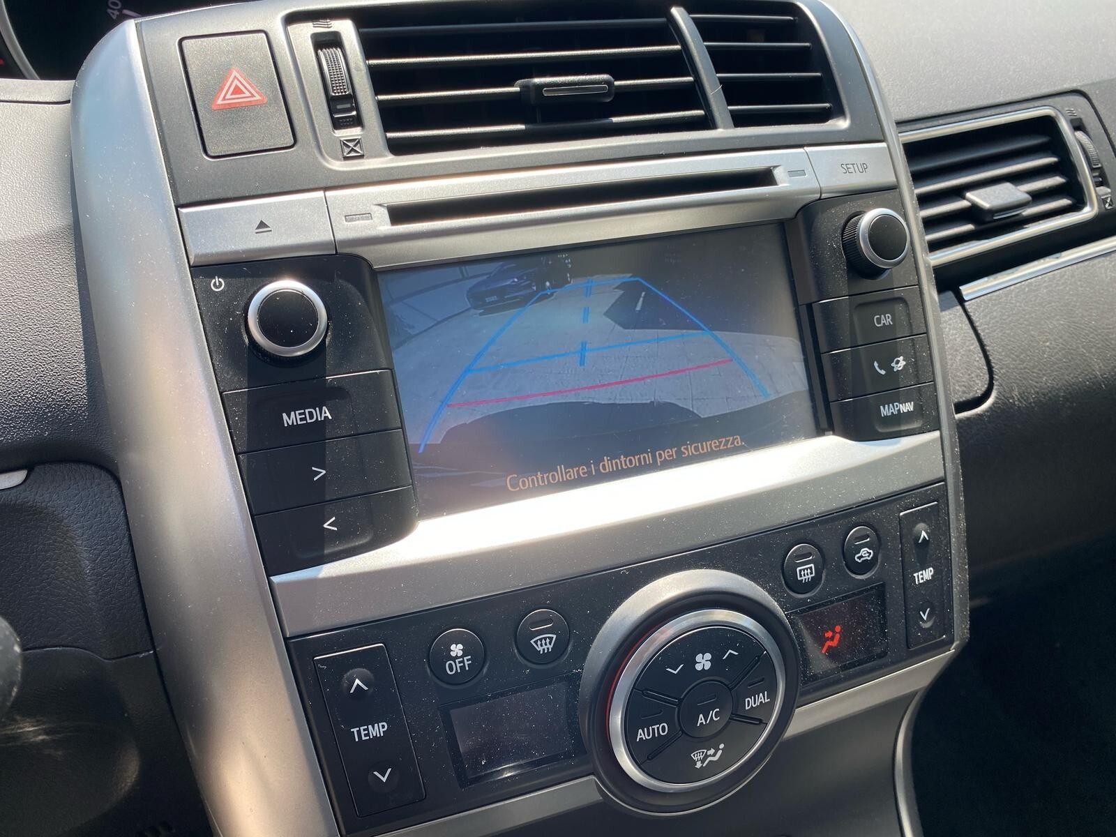 Toyota Verso 1.6 D-4D Style 7Posti/Navi/Tetto/Cruise