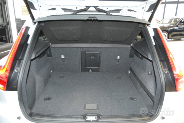 Volvo XC40 D3 AUTOCARRO N1 / IVA INCLUSA