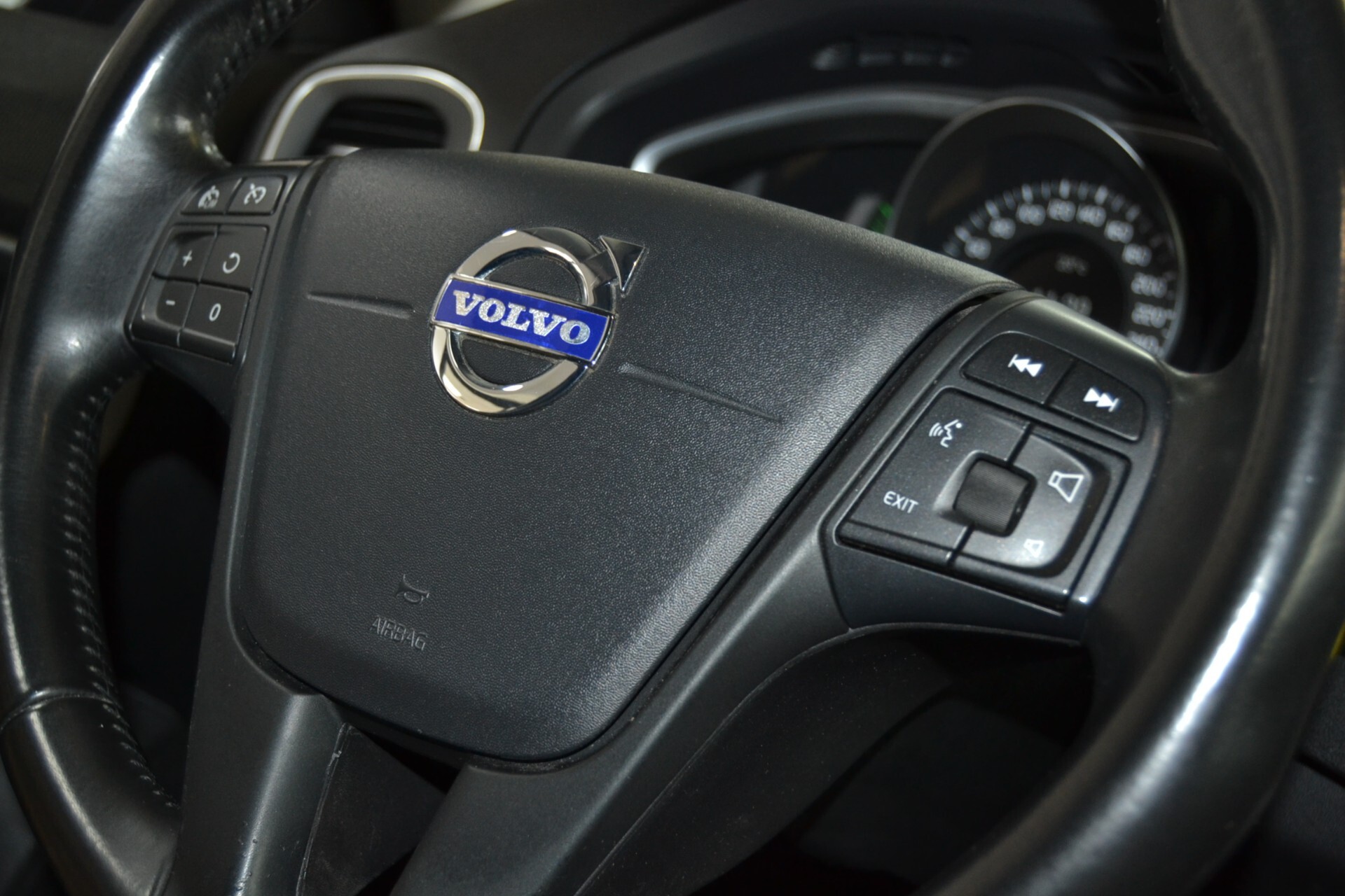 Volvo V40 D2 1.6D Momentum Tagliandi/Navi/Cruise/PDK