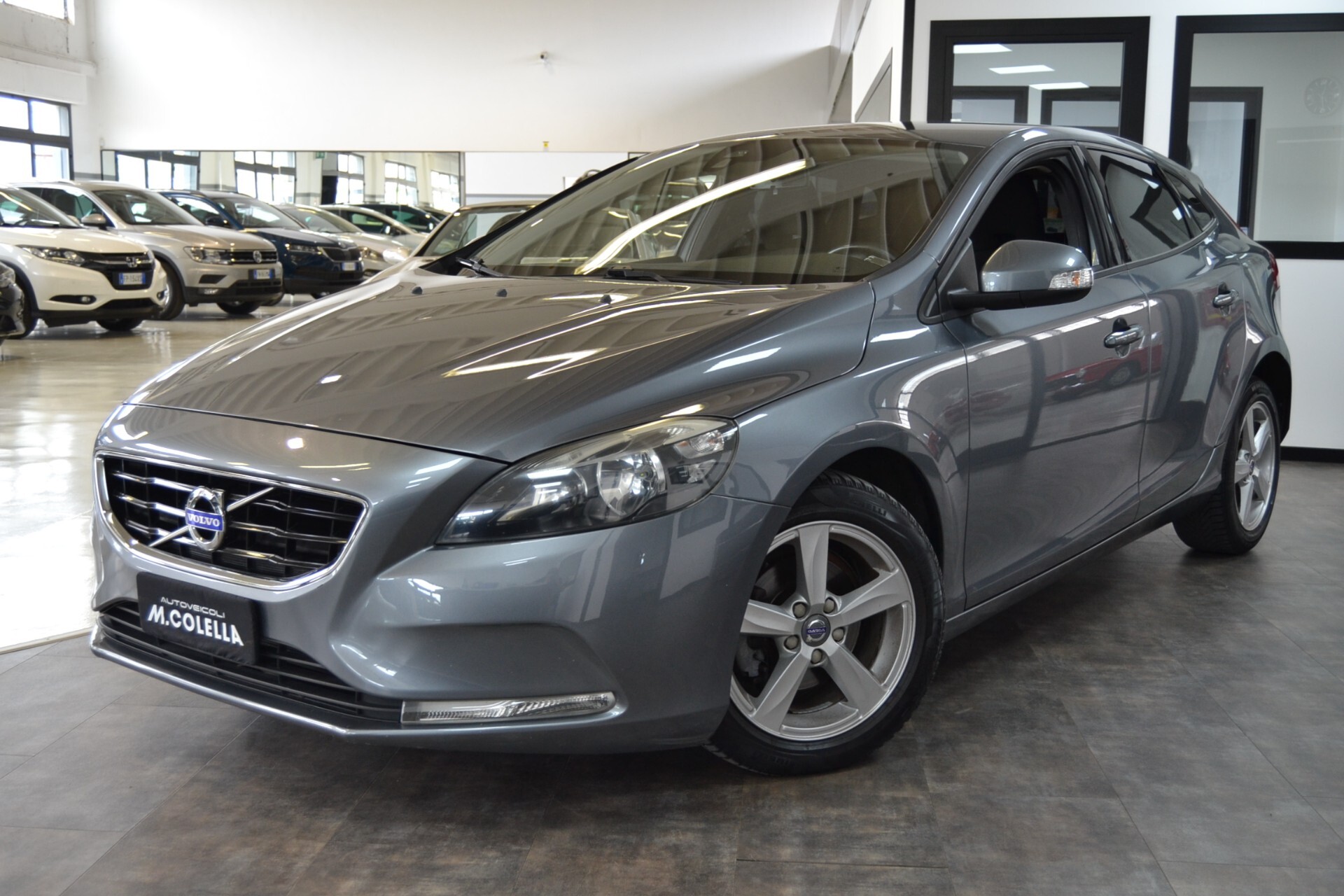 Volvo V40 D2 1.6D Momentum Tagliandi/Navi/Cruise/PDK