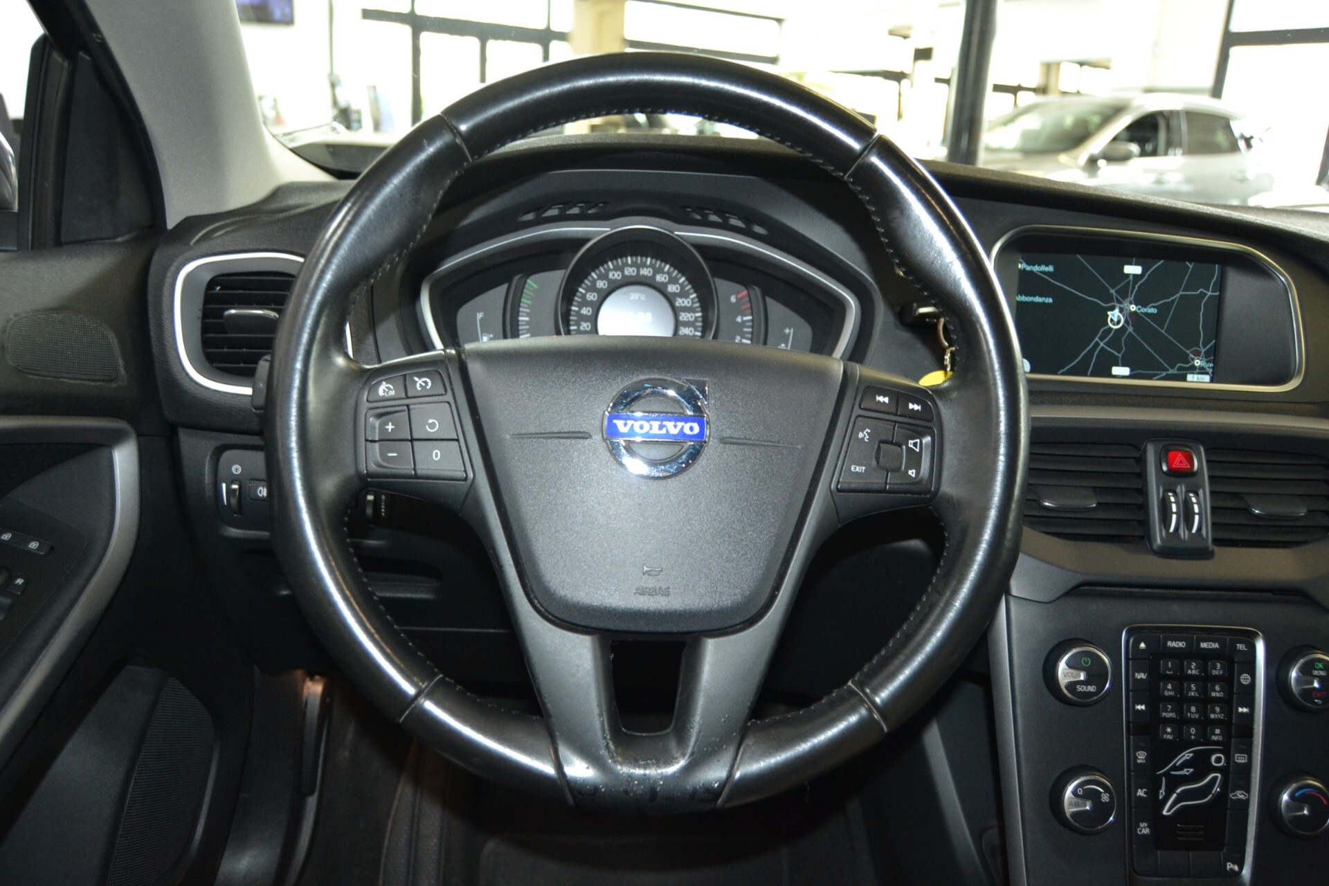 Volvo V40 D2 1.6D Momentum Tagliandi/Navi/Cruise/PDK