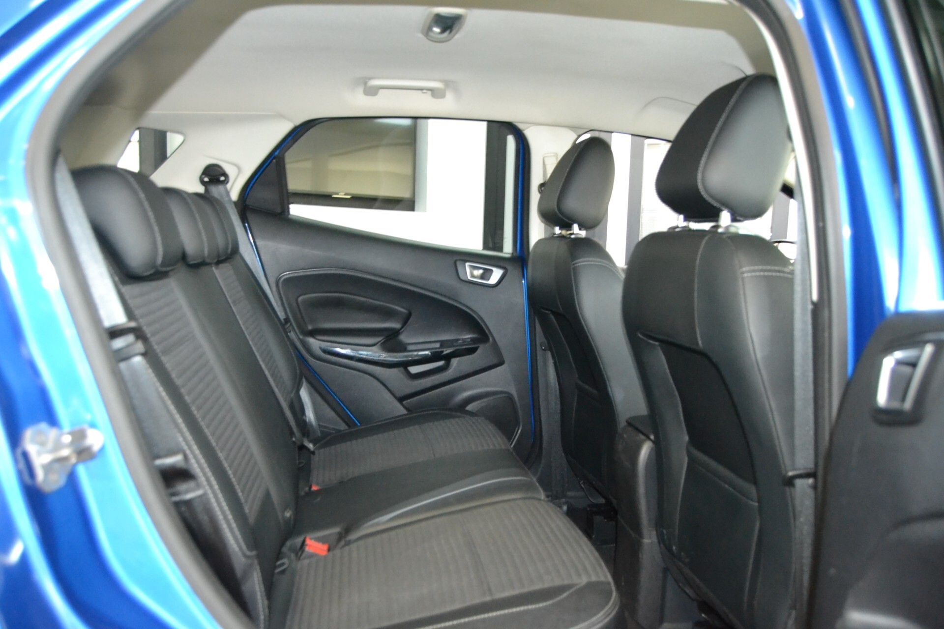 Ford EcoSport 1.5 TDCI 100 CV Titanium UniPro/Navi/Pelle/Cruise
