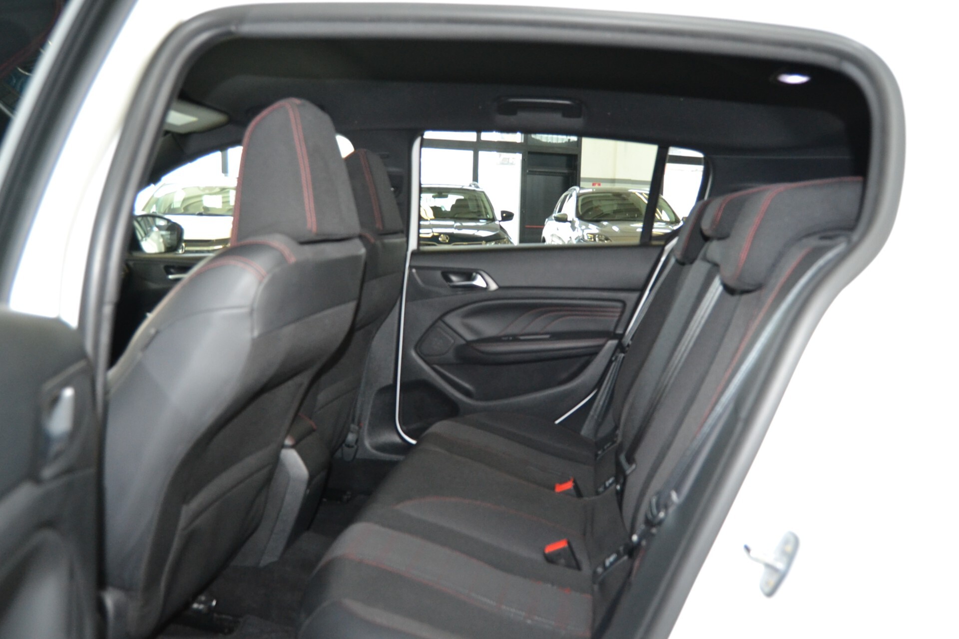 Peugeot 308 BlueHDi 120 EAT6 GT Line UNIPRO/KMDOC