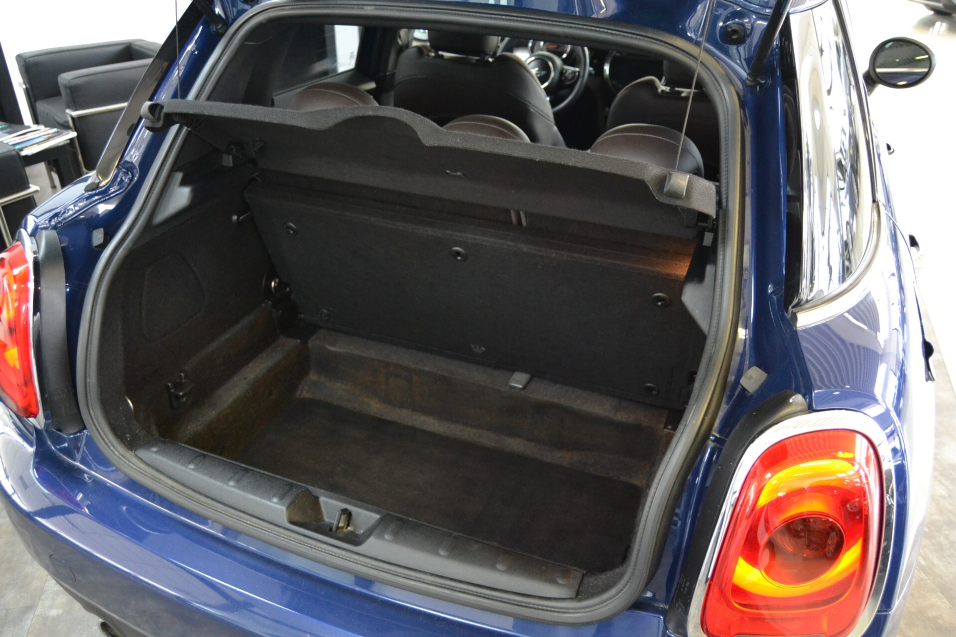 Mini Cooper 1.5Diesel HYPE Navi/Pelle/Xenon/C.Auto 