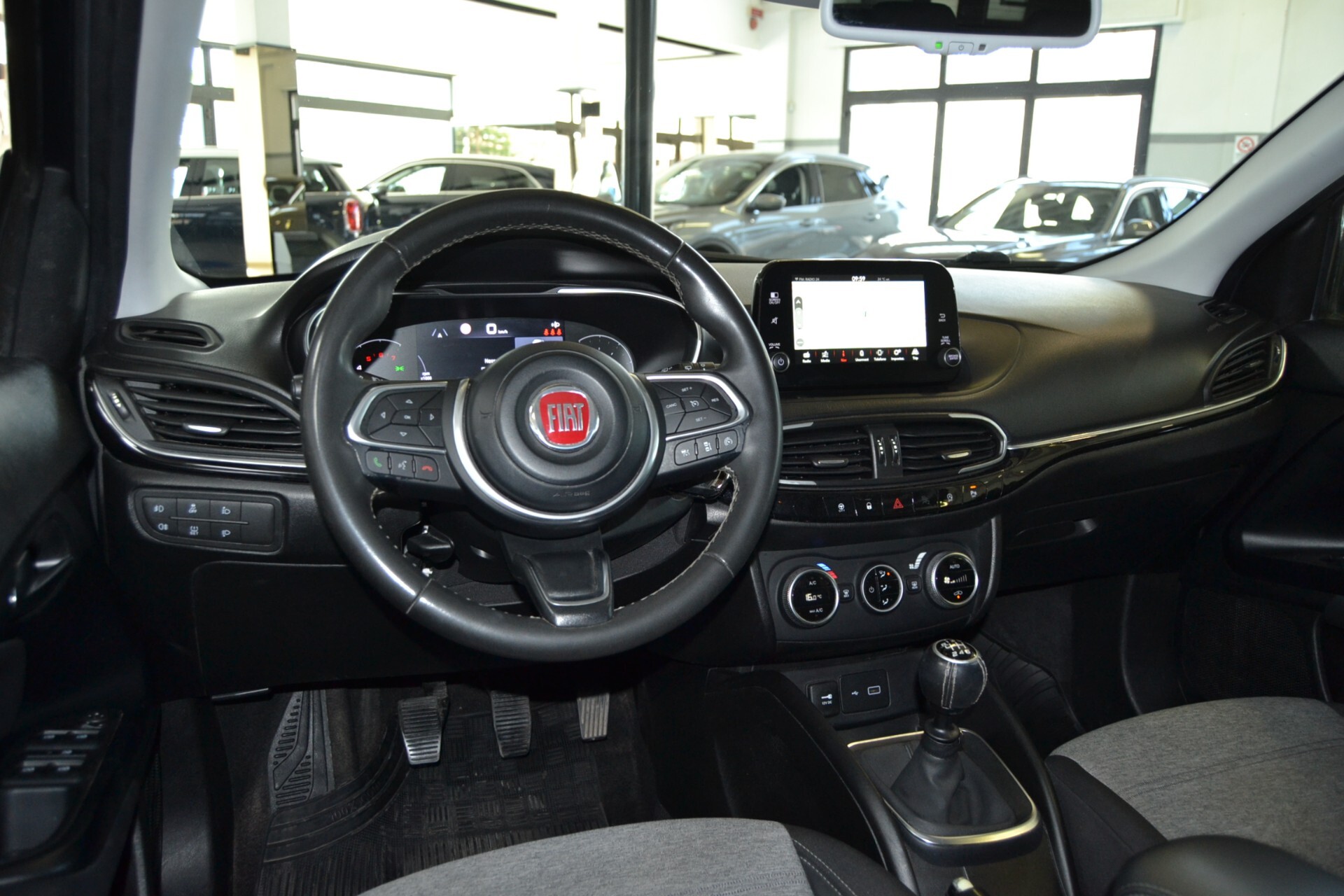 Fiat Tipo 1.6 Mjt 130Cv Cross Navi/LED/CruiseADD/PDK