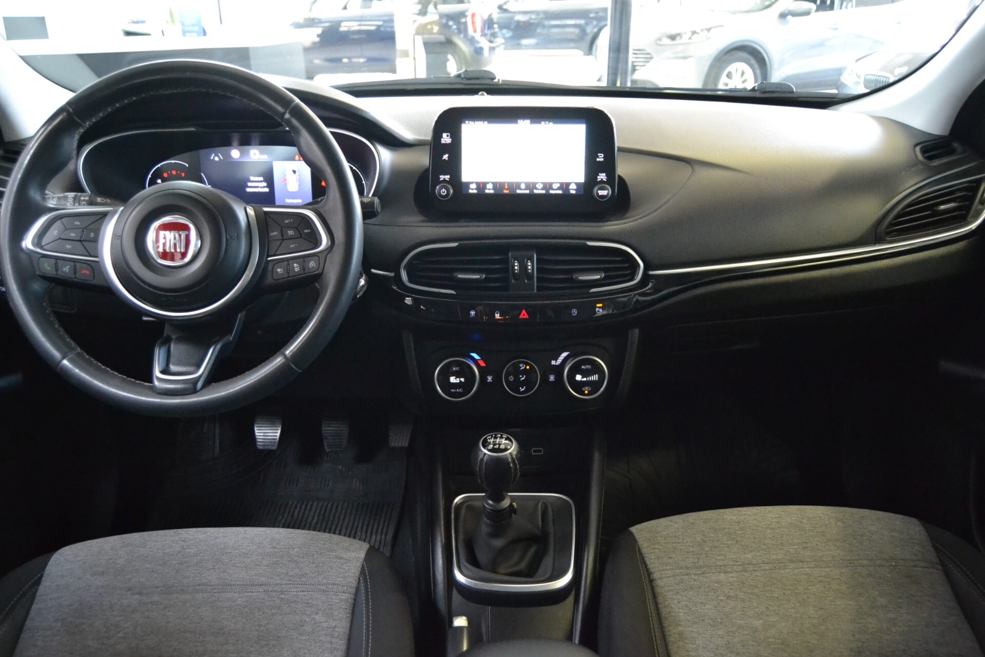Fiat Tipo 1.6 Mjt 130Cv Cross Navi/LED/CruiseADD/PDK