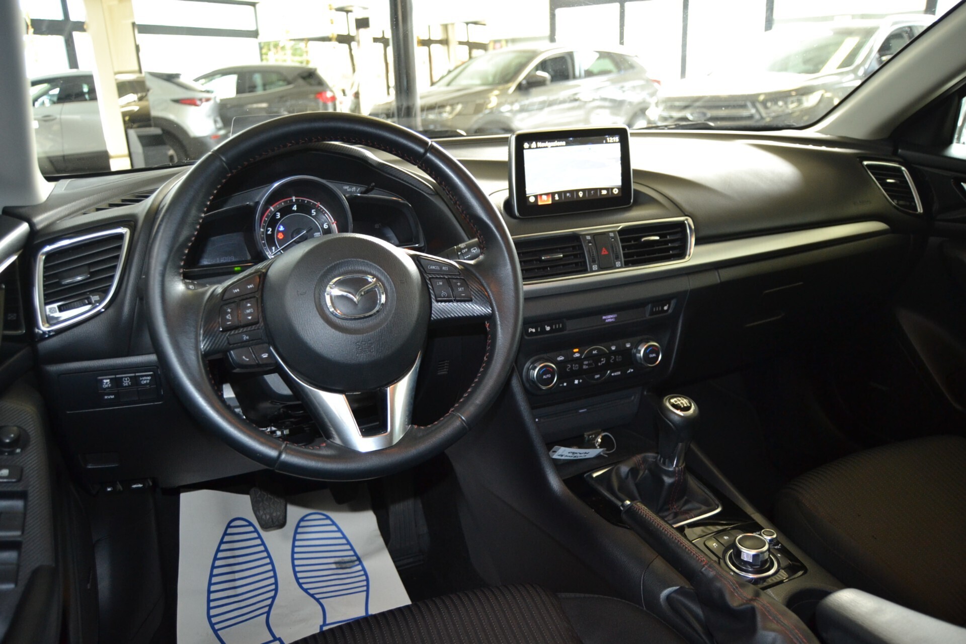 Mazda3 1.5 Skyactiv-D Exceed Cruise/Xenon/UNIPRO