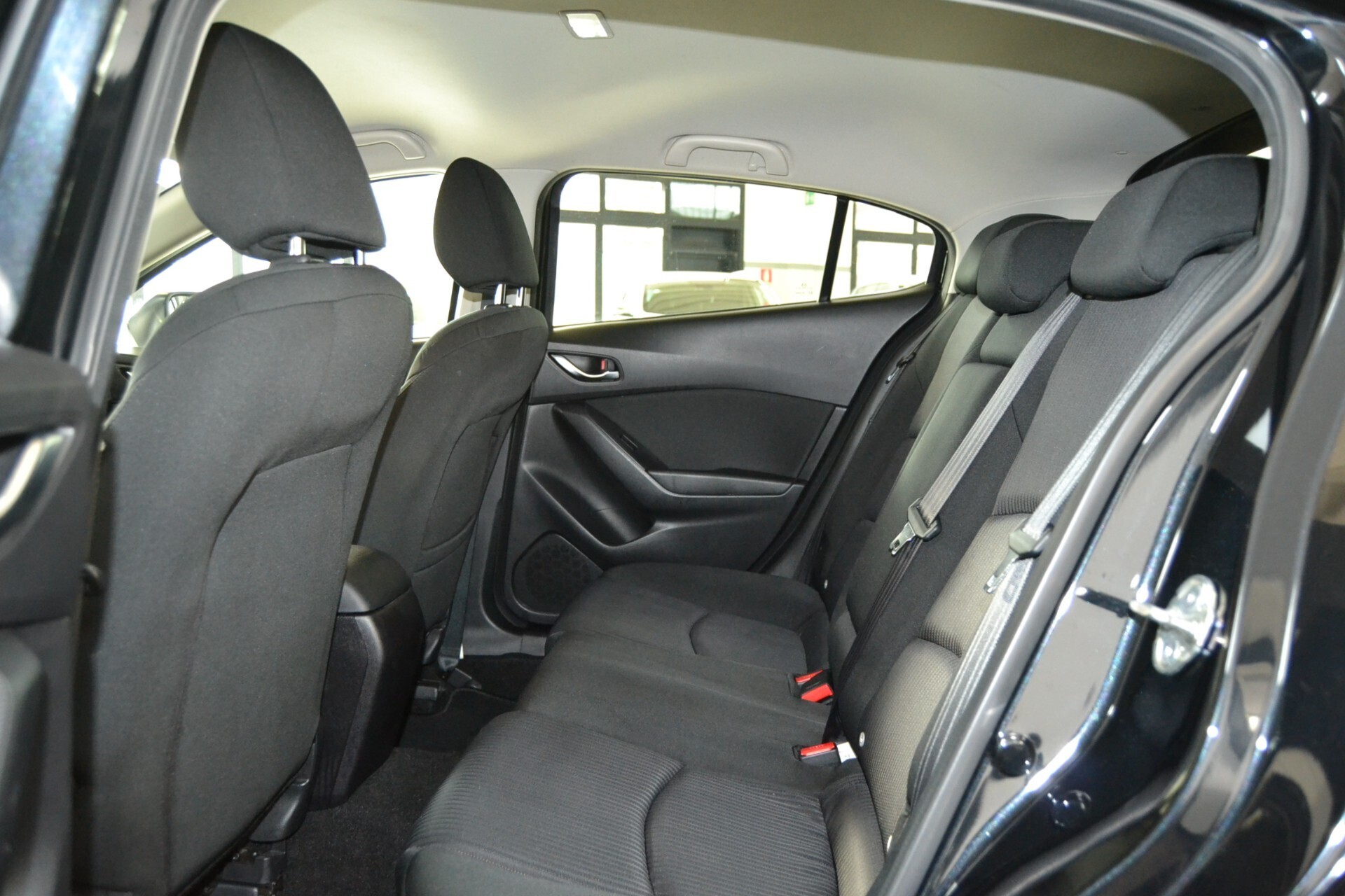 Mazda3 1.5 Skyactiv-D Exceed Cruise/Xenon/UNIPRO