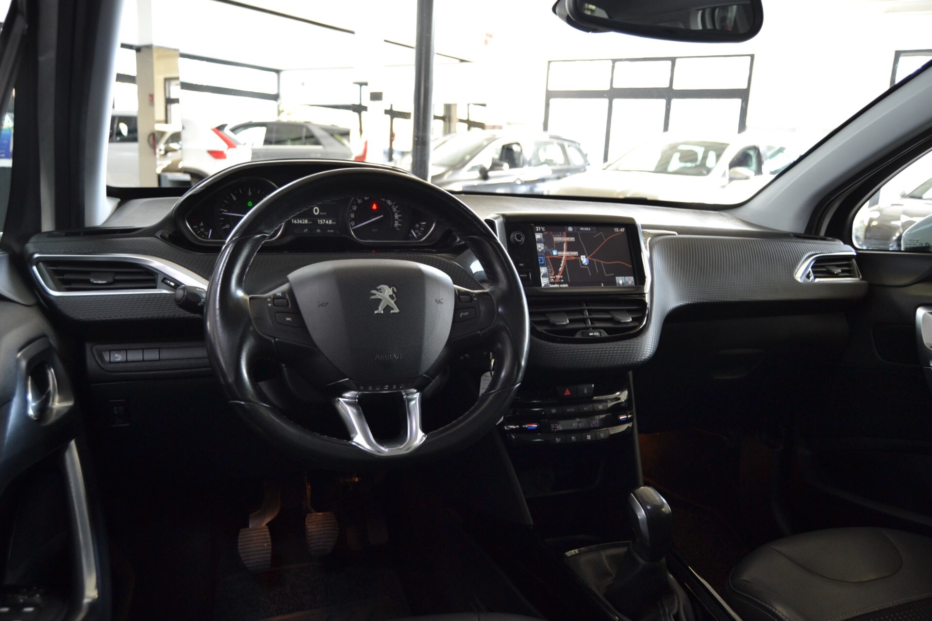Peugeot 2008  1.6 BlueHDi Allure Navi/Cruise/KMDOC