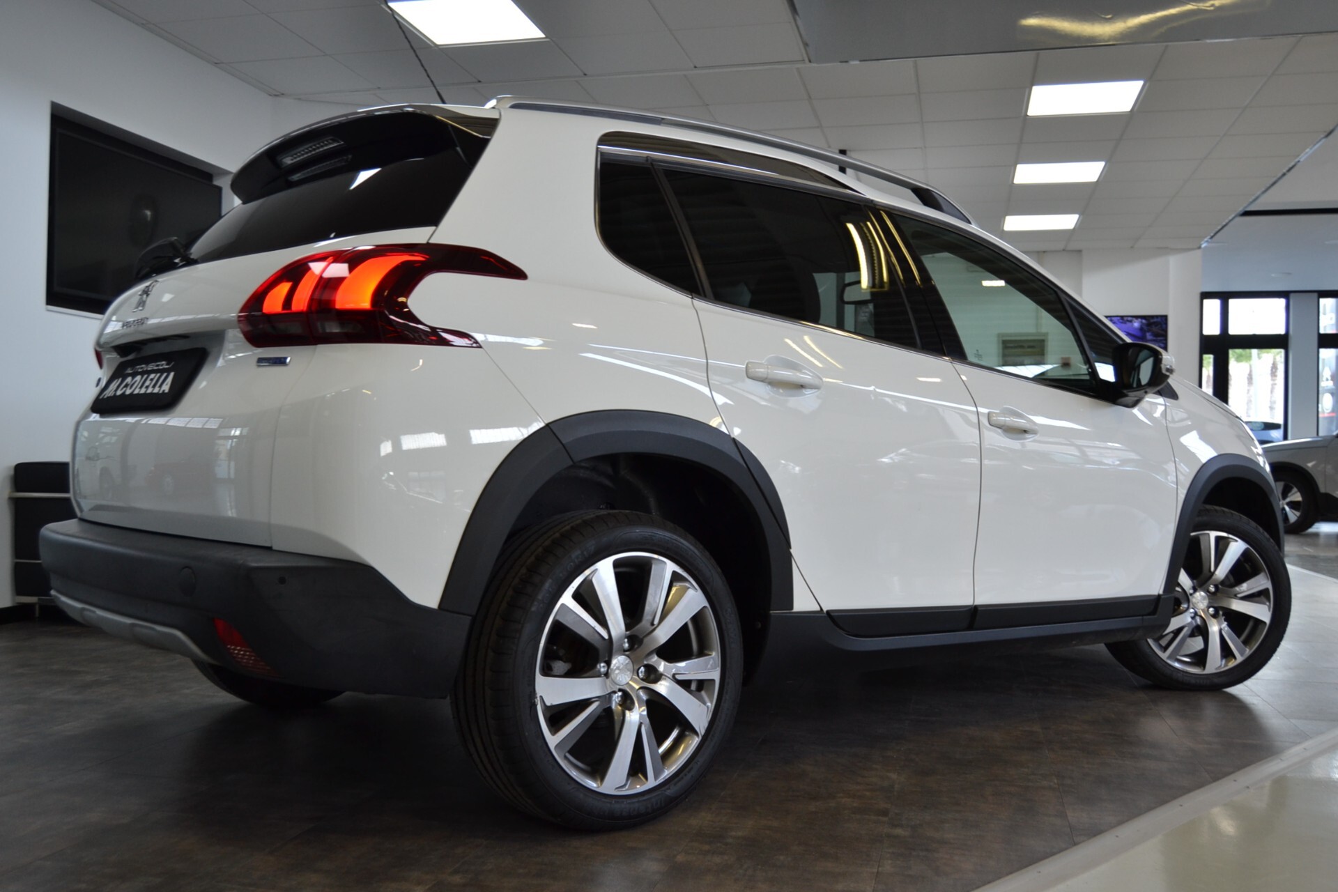 Peugeot 2008  1.6 BlueHDi Allure Navi/Cruise/KMDOC