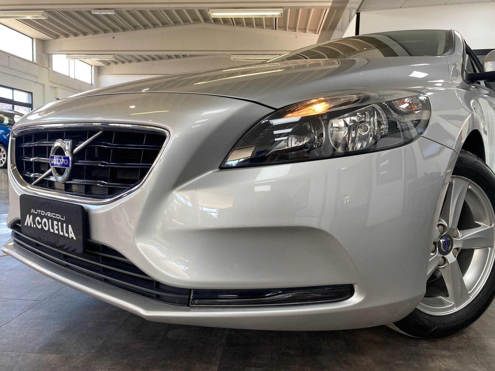 Volvo V40 D2 1.6 Business UniPro/Cruise/KMDOC