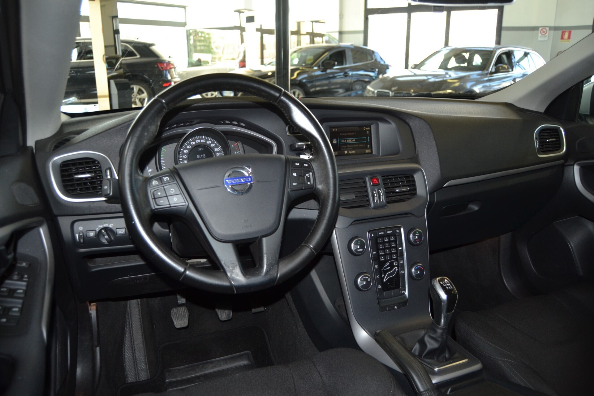 Volvo V40 D2 1.6 Business UniPro/Cruise/KMDOC