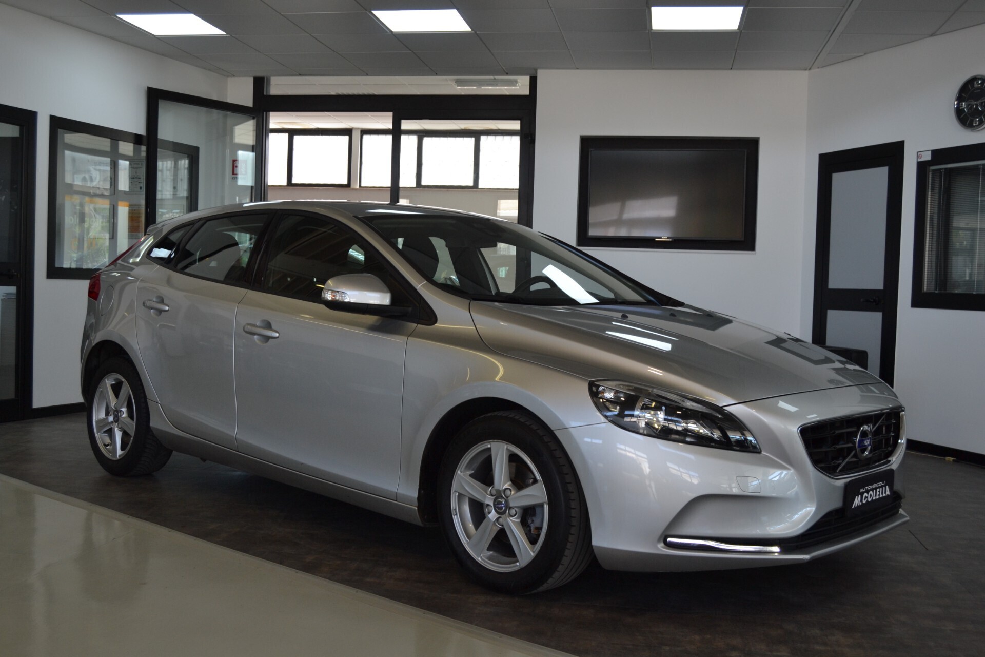Volvo V40 D2 1.6 Business UniPro/Cruise/KMDOC
