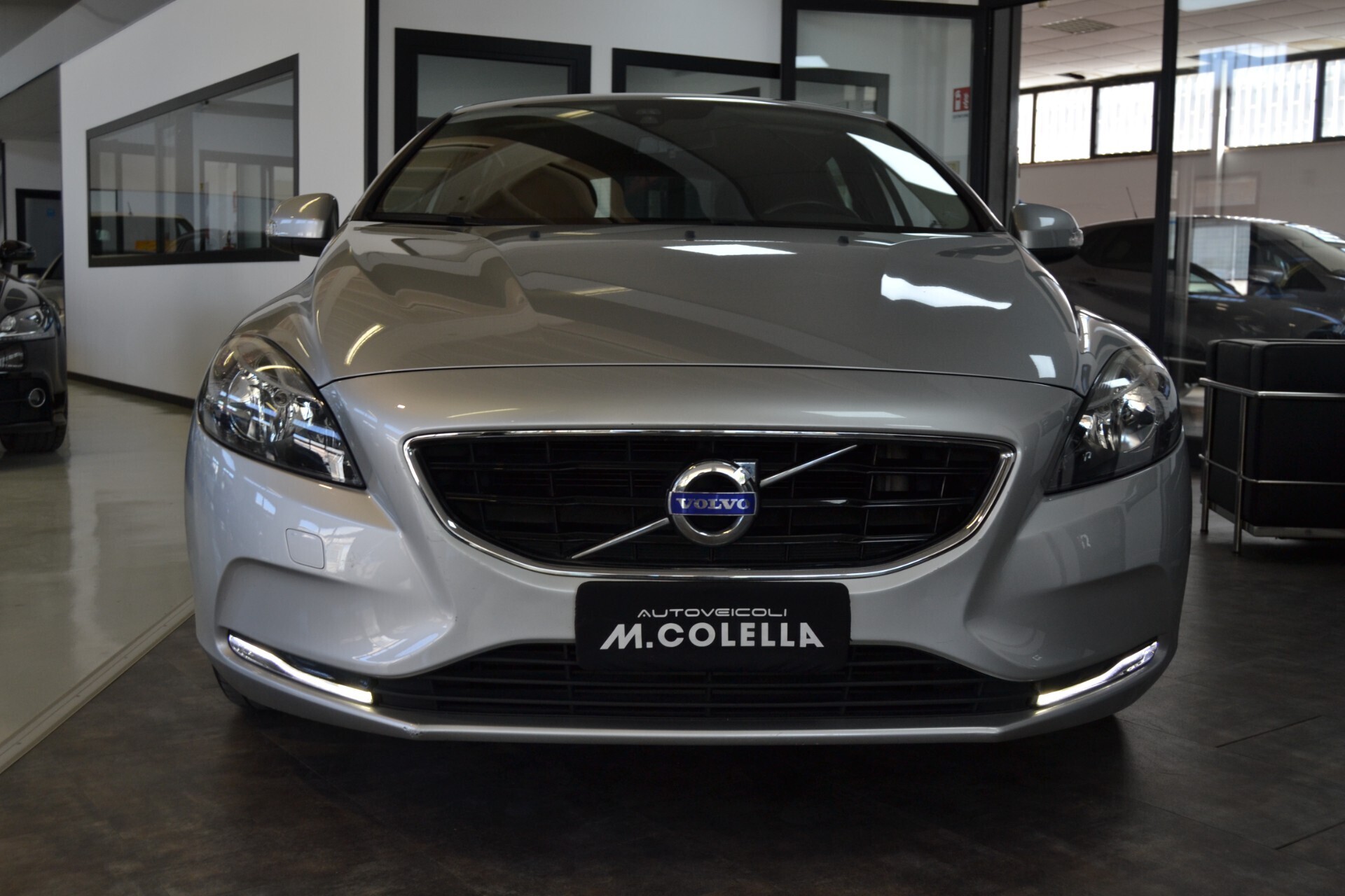 Volvo V40 D2 1.6 Business UniPro/Cruise/KMDOC