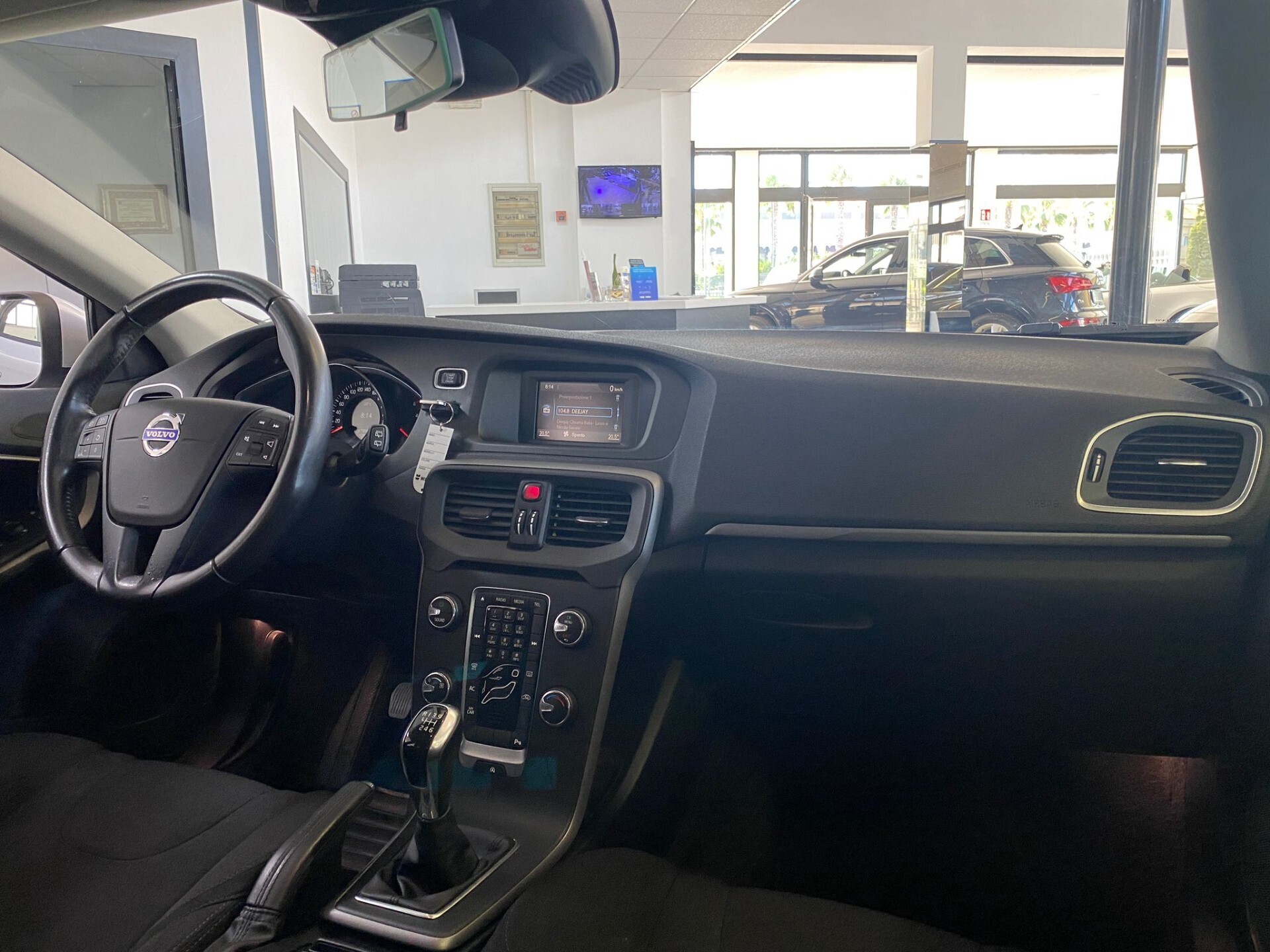 Volvo V40 D2 1.6 Business UniPro/Cruise/KMDOC