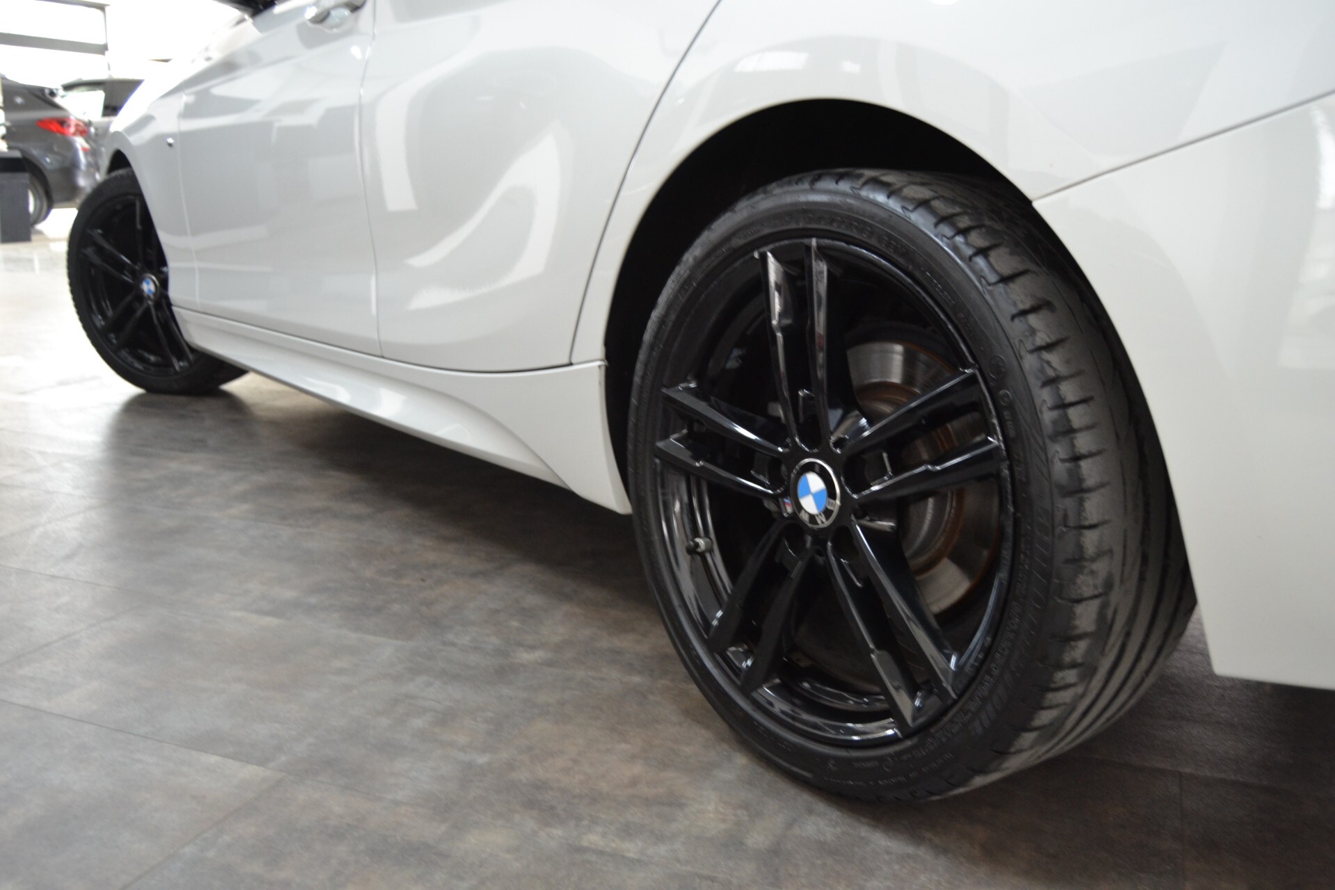 Bmw 116D MSport 5P UniPro/Navi/Xenon/Pelle/Auto/CruiseADD