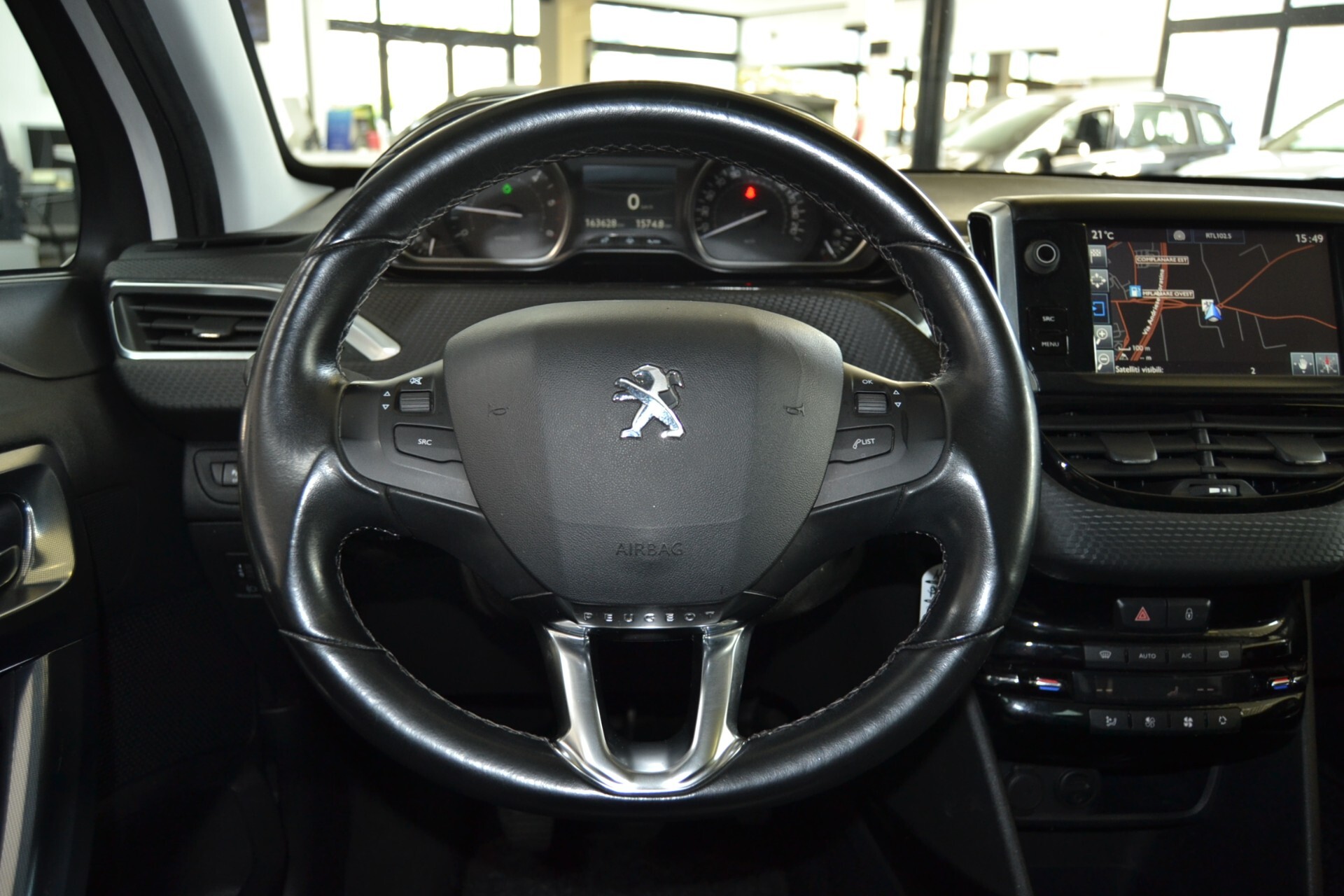 Peugeot 2008  1.6 BlueHDi Allure Navi/Cruise/KMDOC