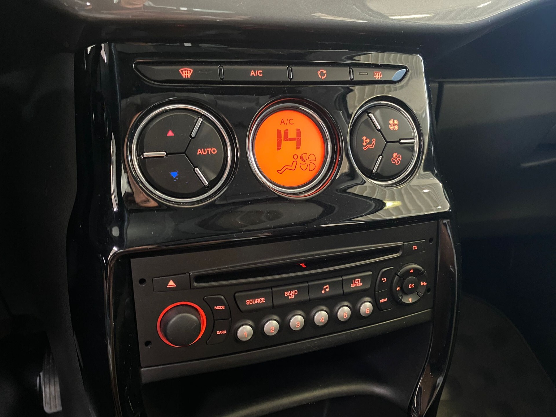 Citroen C3 1.4 HDi 70 Exclusive UNIPRO/Cruise/Bluetooth