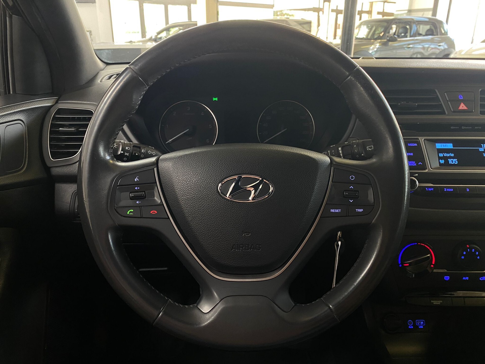 Hyundai i20 1.1 CRDi 12V 5 porte Blackline 6Marce