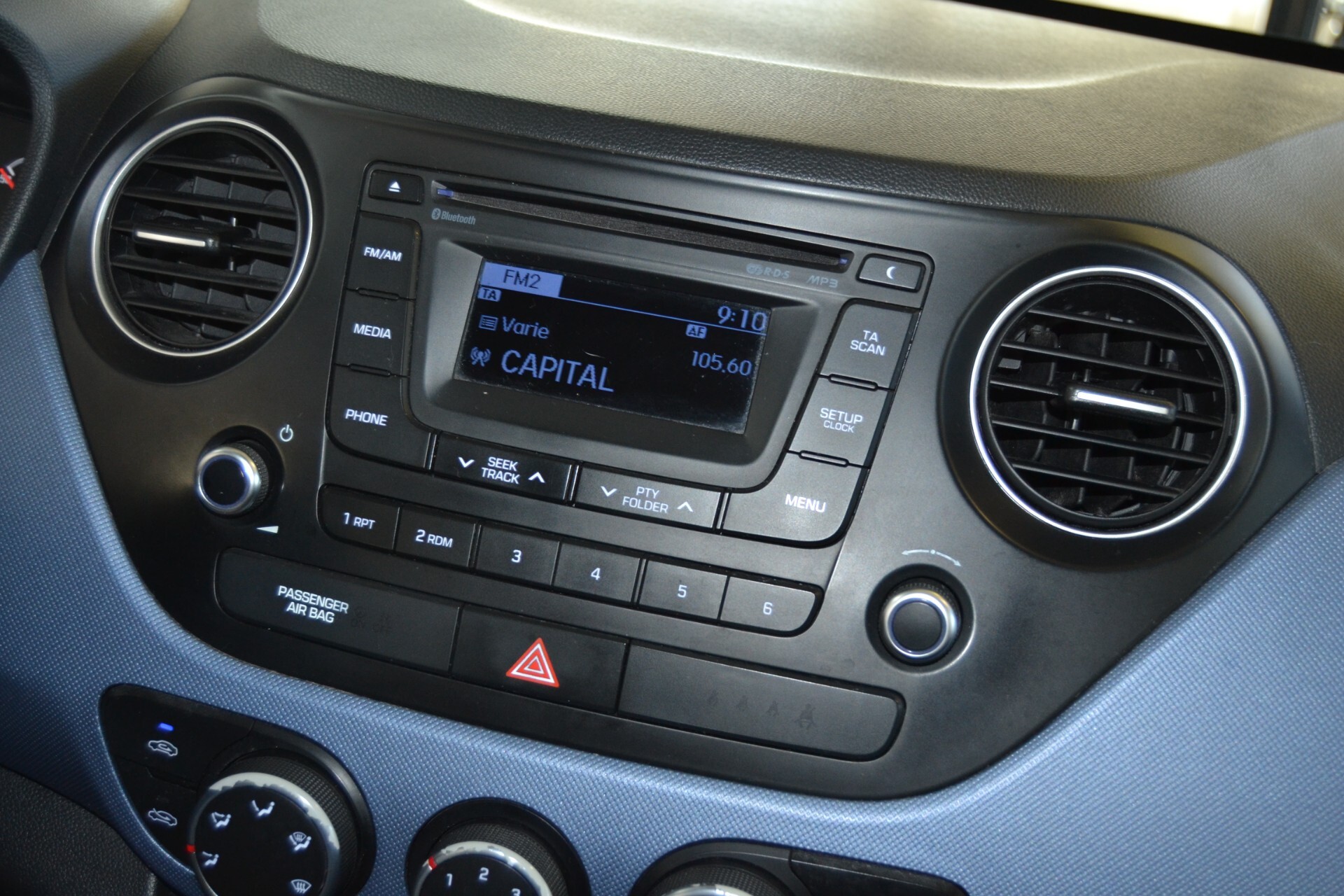 Hyundai i10 1.0 MPI Comfort UniPro/KmDoc/Bluetooth