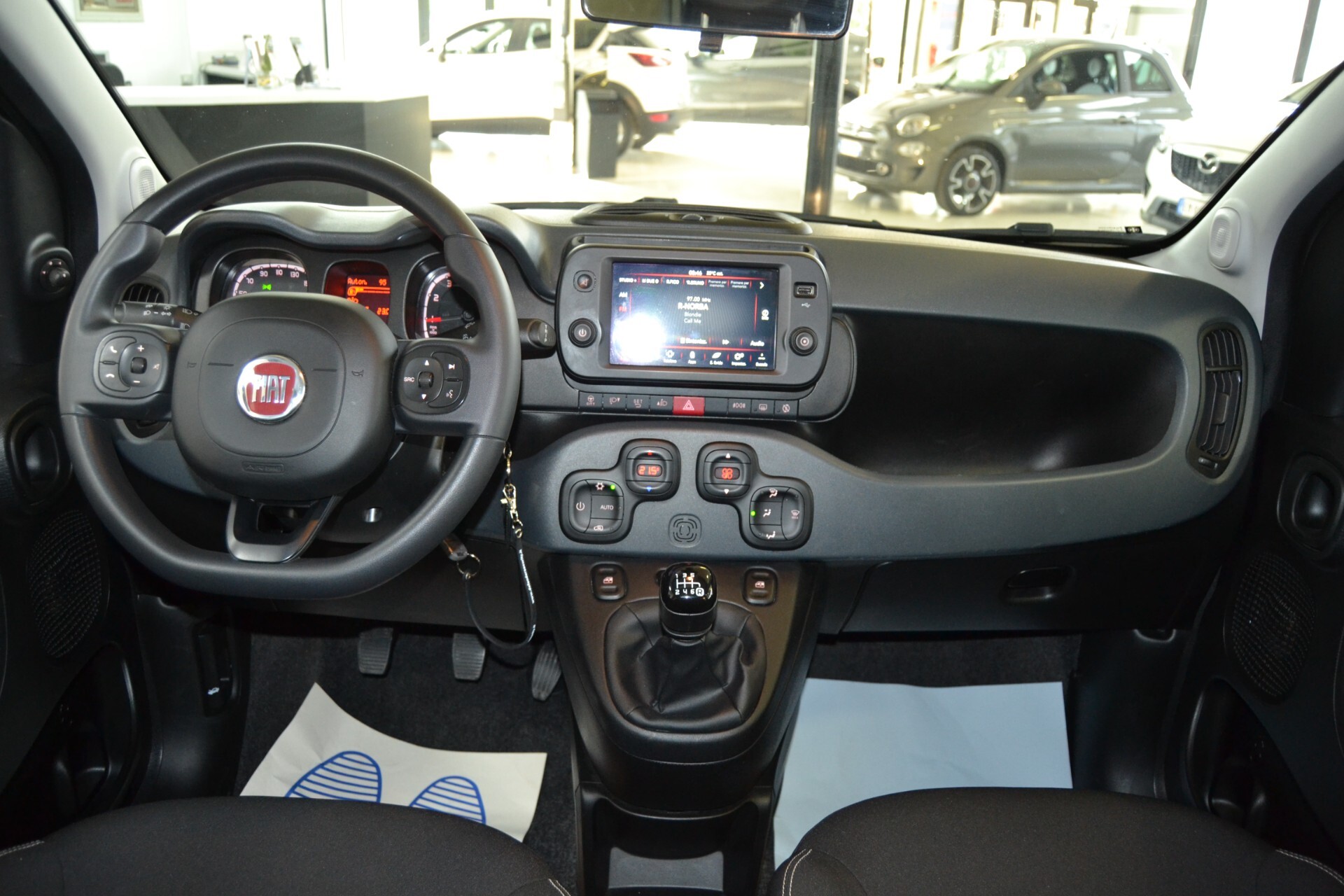 Fiat Panda Cross 1.0 FireFly Hybrid Navi/Led/5Posti