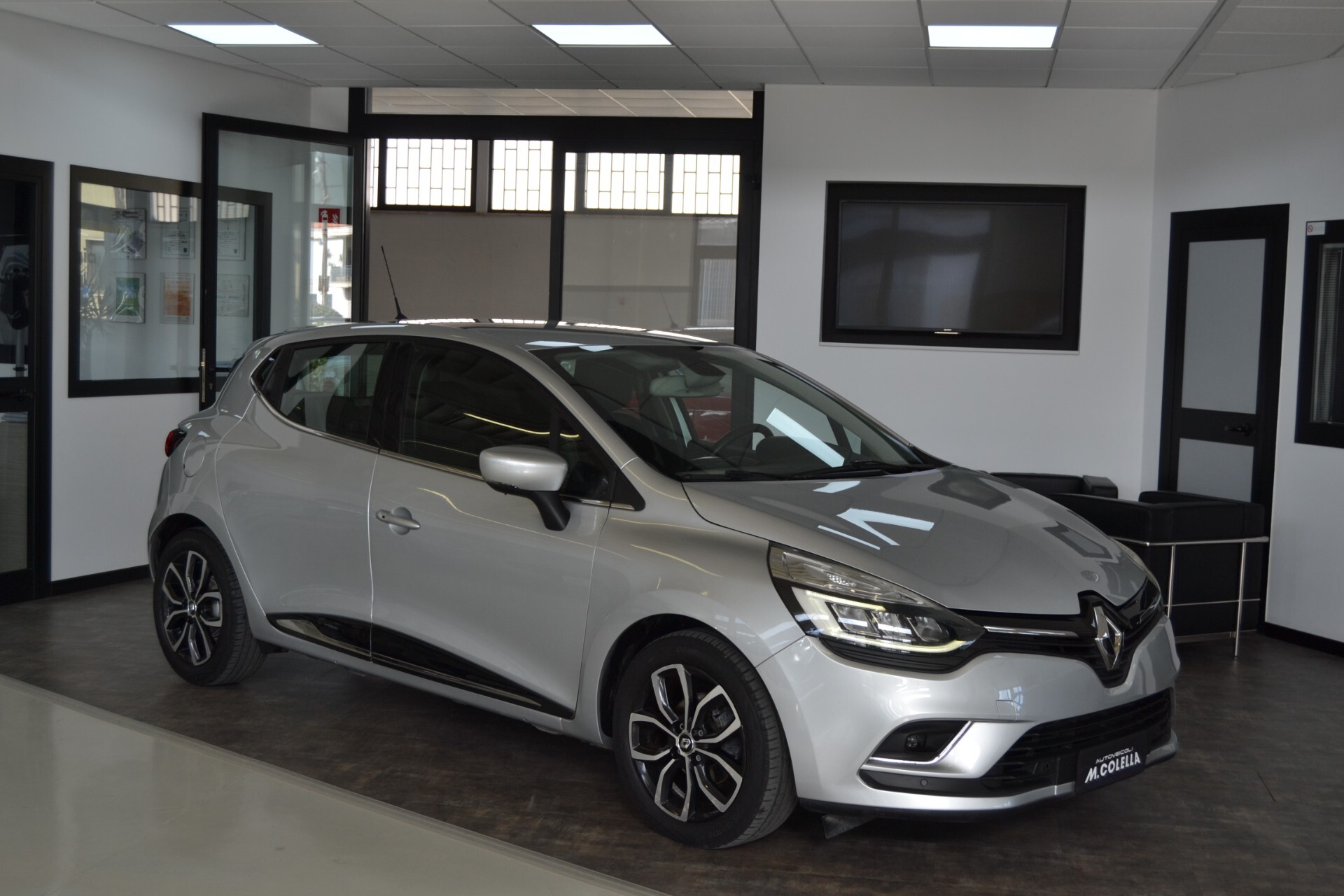 Renault Clio 1.5 dCi 75 CV Intens Navi/Xenon/Cruise/T.cam