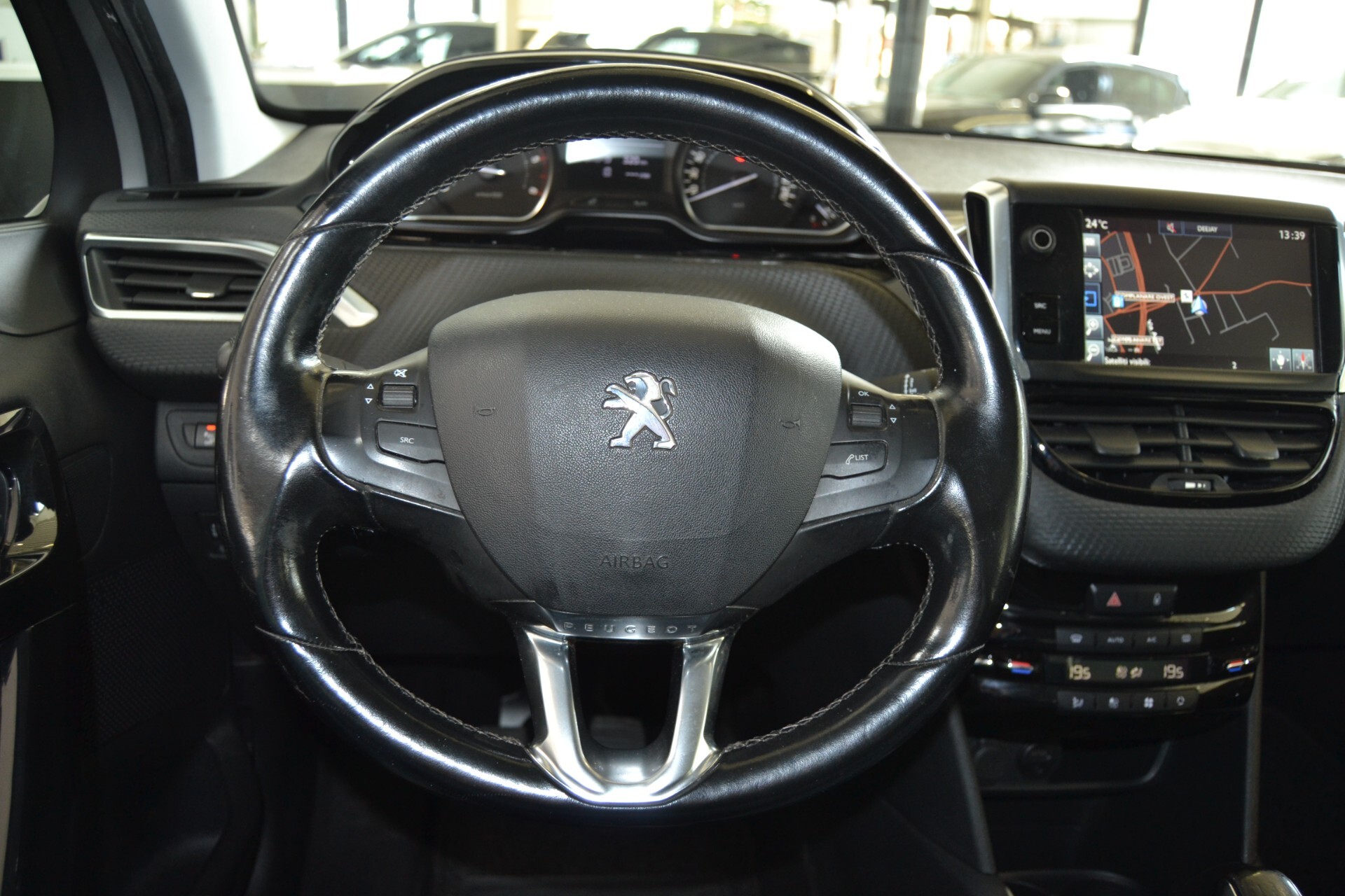 Peugeot 208 BlueHDi 75 5P Allure Navi/UniPRO/KMDOC