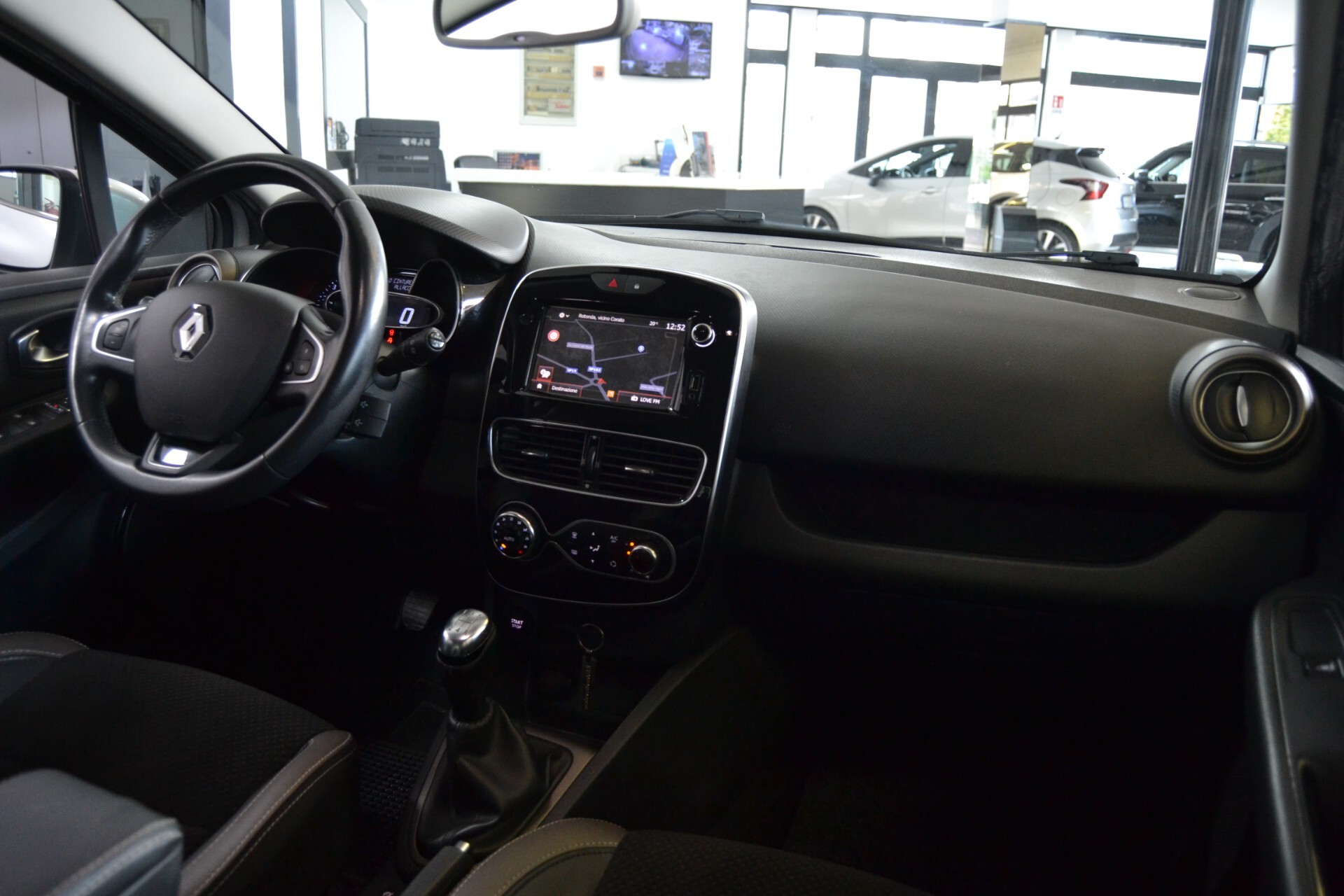 Renault Clio 1.5 dCi 75 CV Intens Navi/Xenon/Cruise/T.cam