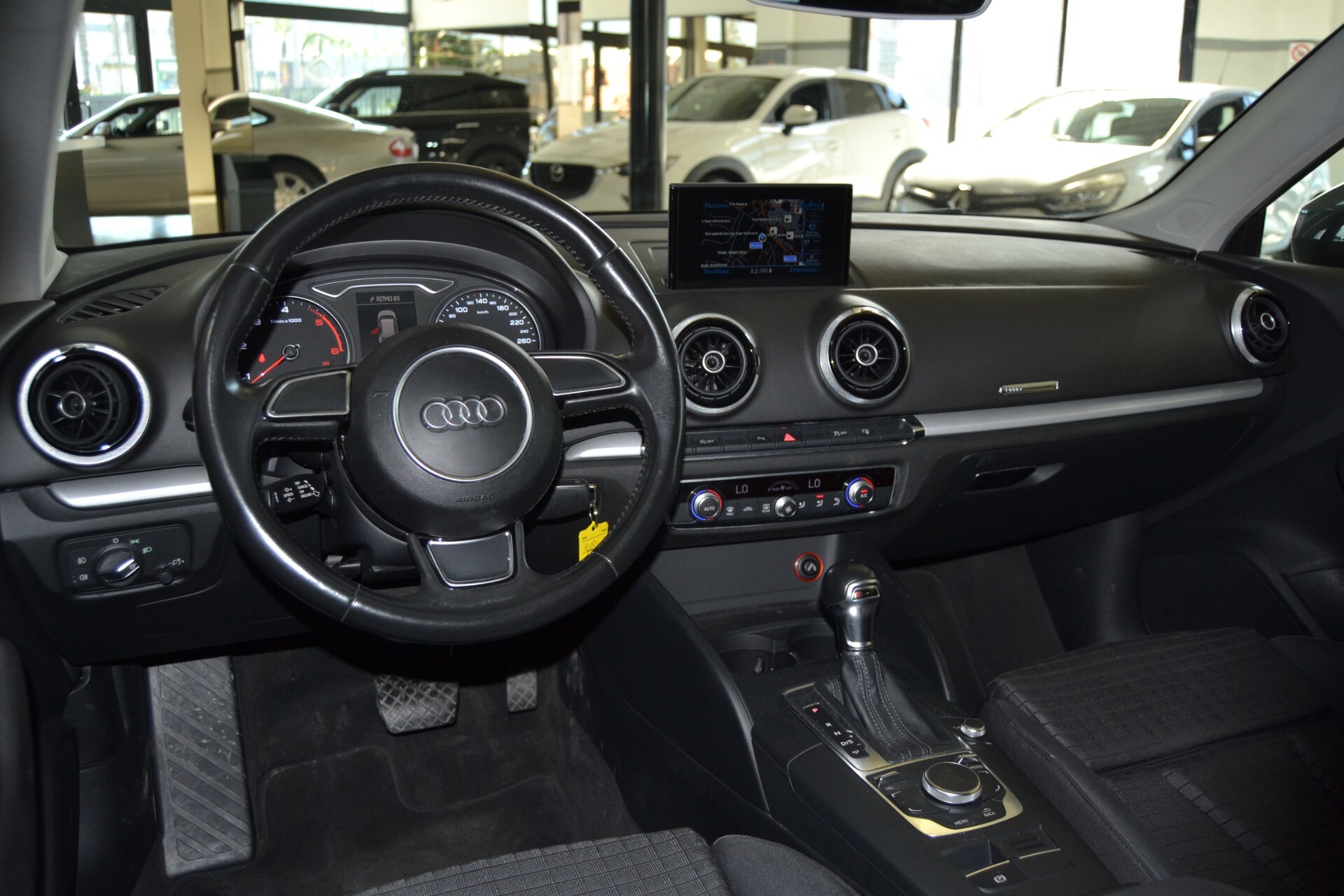 Audi A3 SPB 1.6 TDI S Tronic Sport Navi/Xenon/C.Auto