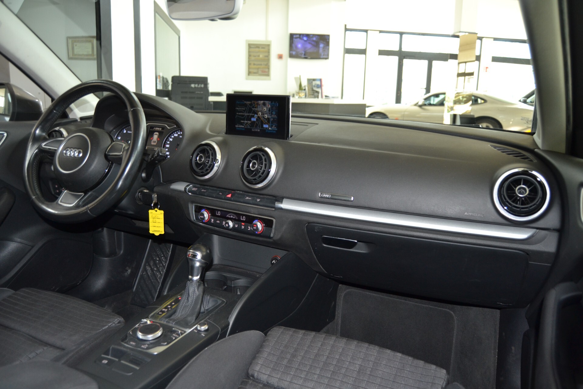 Audi A3 SPB 1.6 TDI S Tronic Sport Navi/Xenon/C.Auto