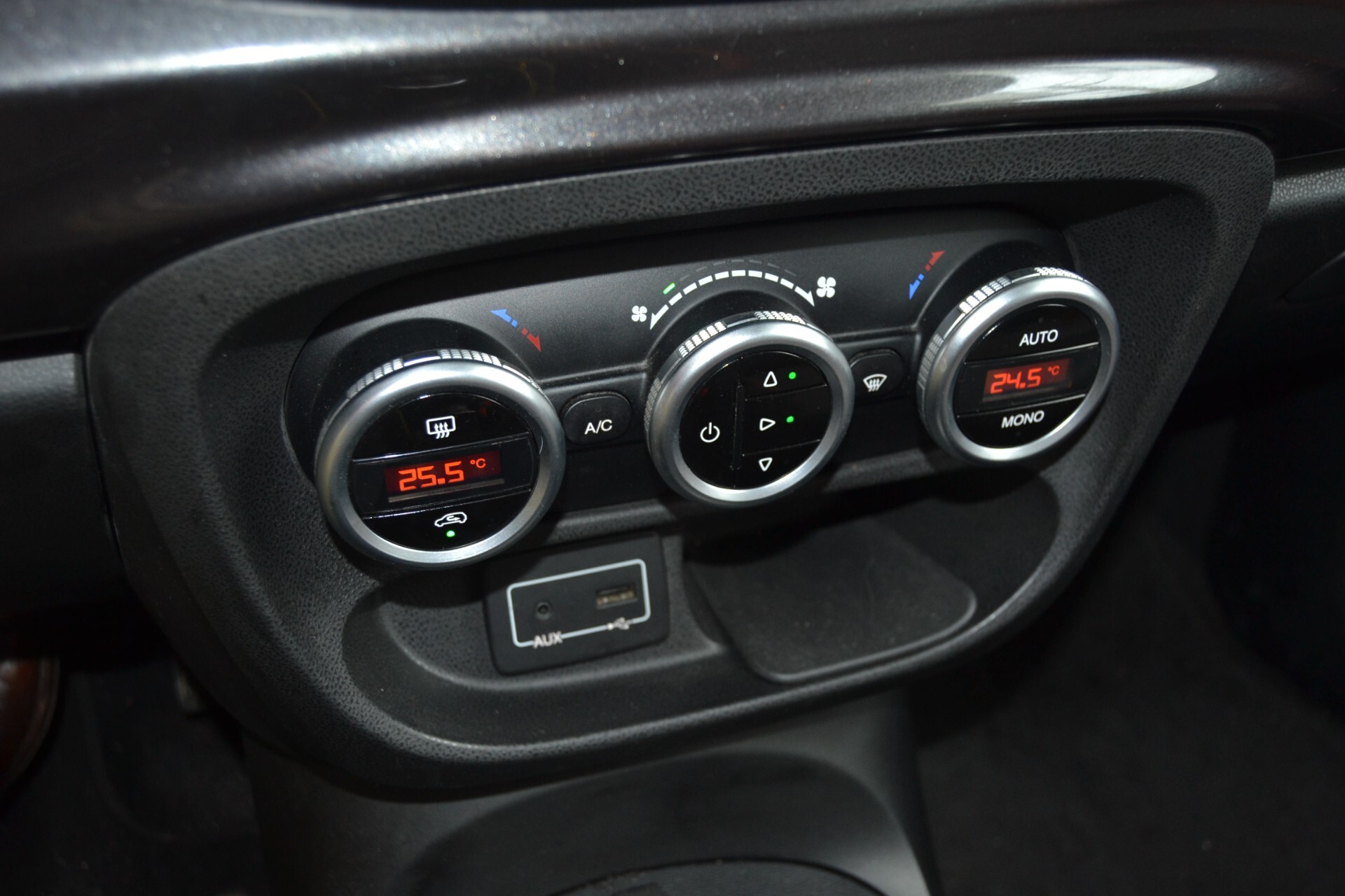 Fiat 500L Trekking 1.6 MJT 120 CV UniPro/Navi/Cruise/KMDOC