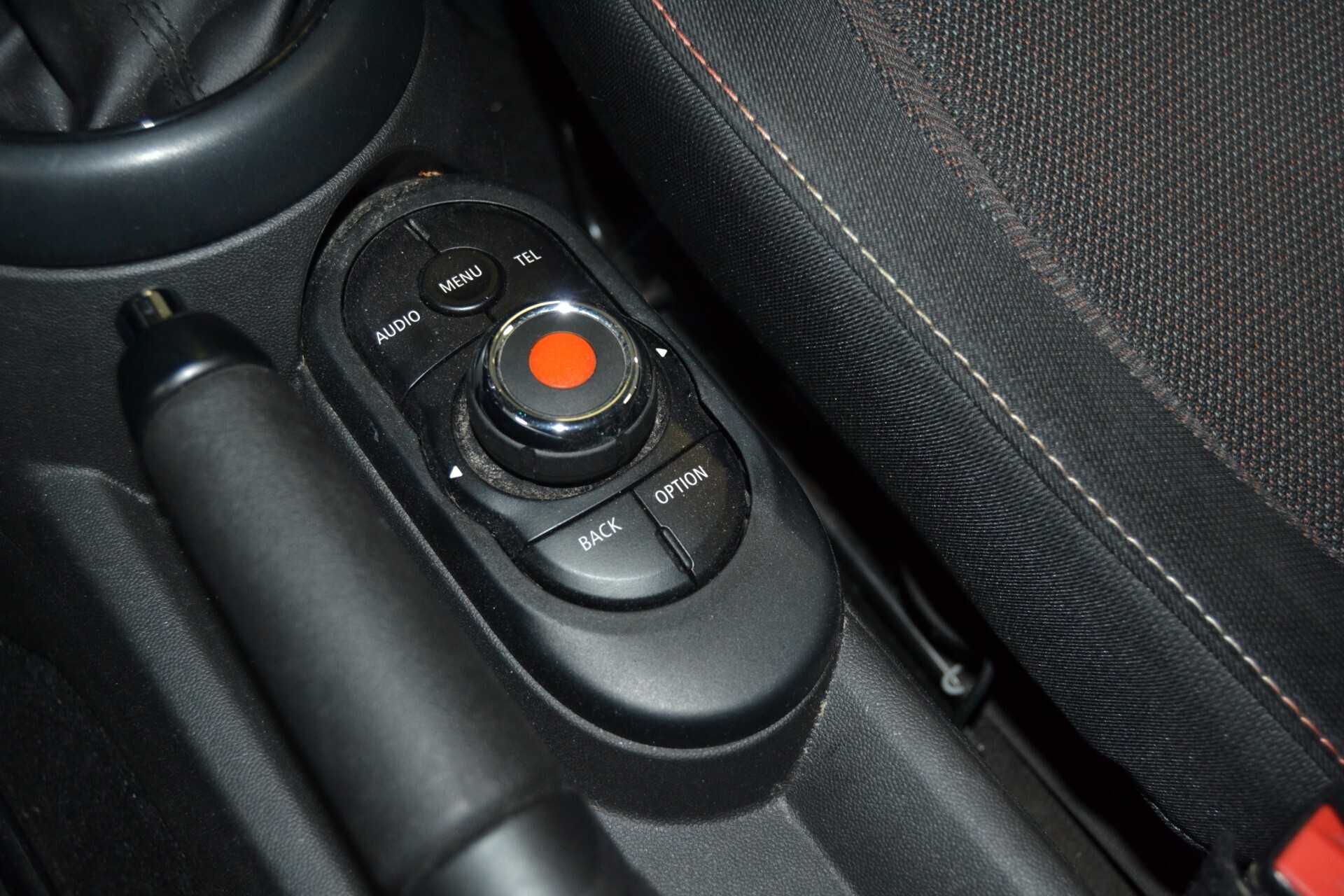 Mini Cooper 1.5D 5PORTE/Xenon/Cruise/115Cv