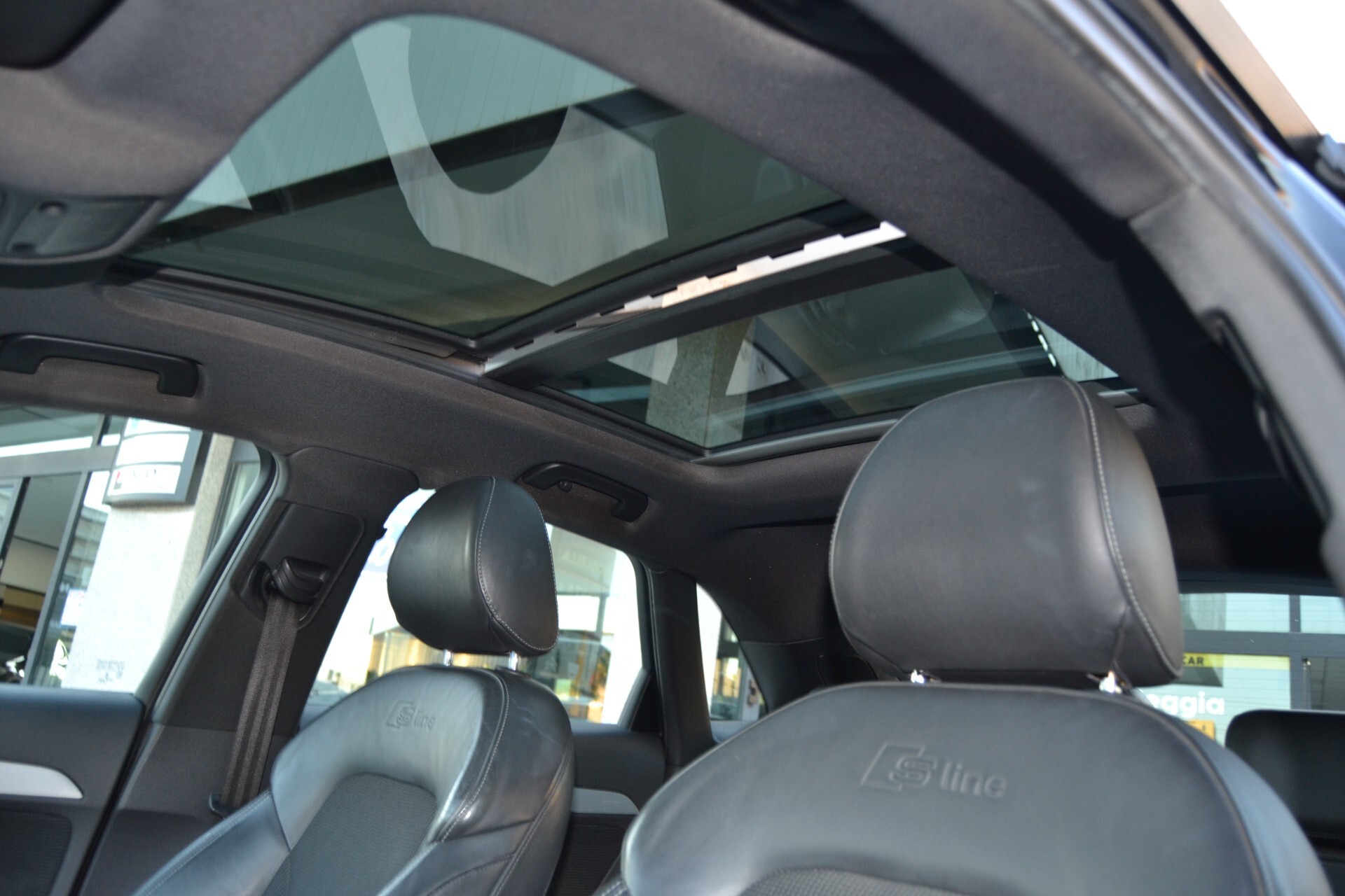 Audi Q3 2.0 TDI S-Line Quattro Tetto/Navi/Xenon