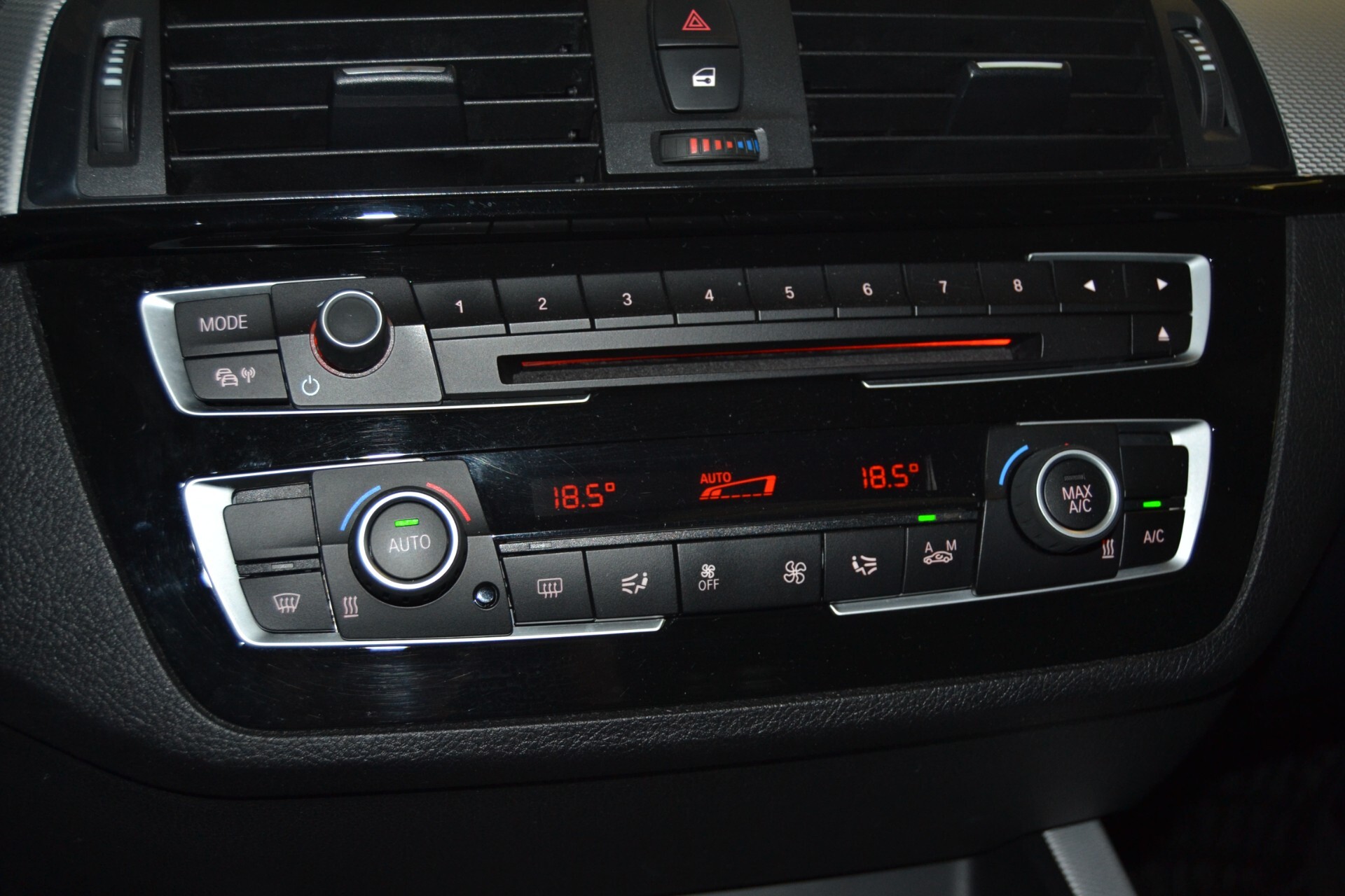 Bmw 116D MSport 5P Navi/Xenon/Alcantara/Auto/Cruise