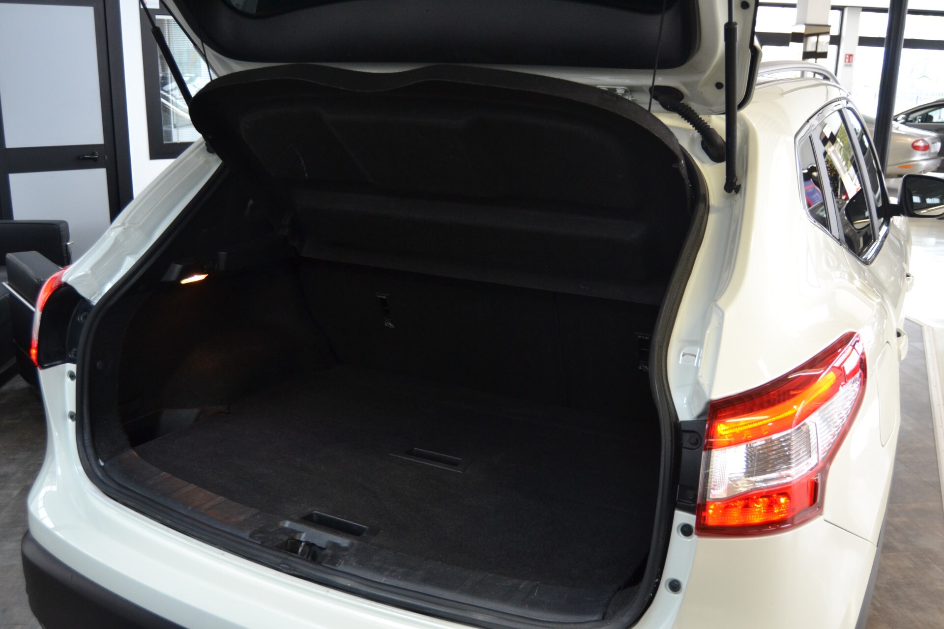 Nissan Qashqai 1.6 DCI 130CV Tekna Navi/Tetto/4TCam