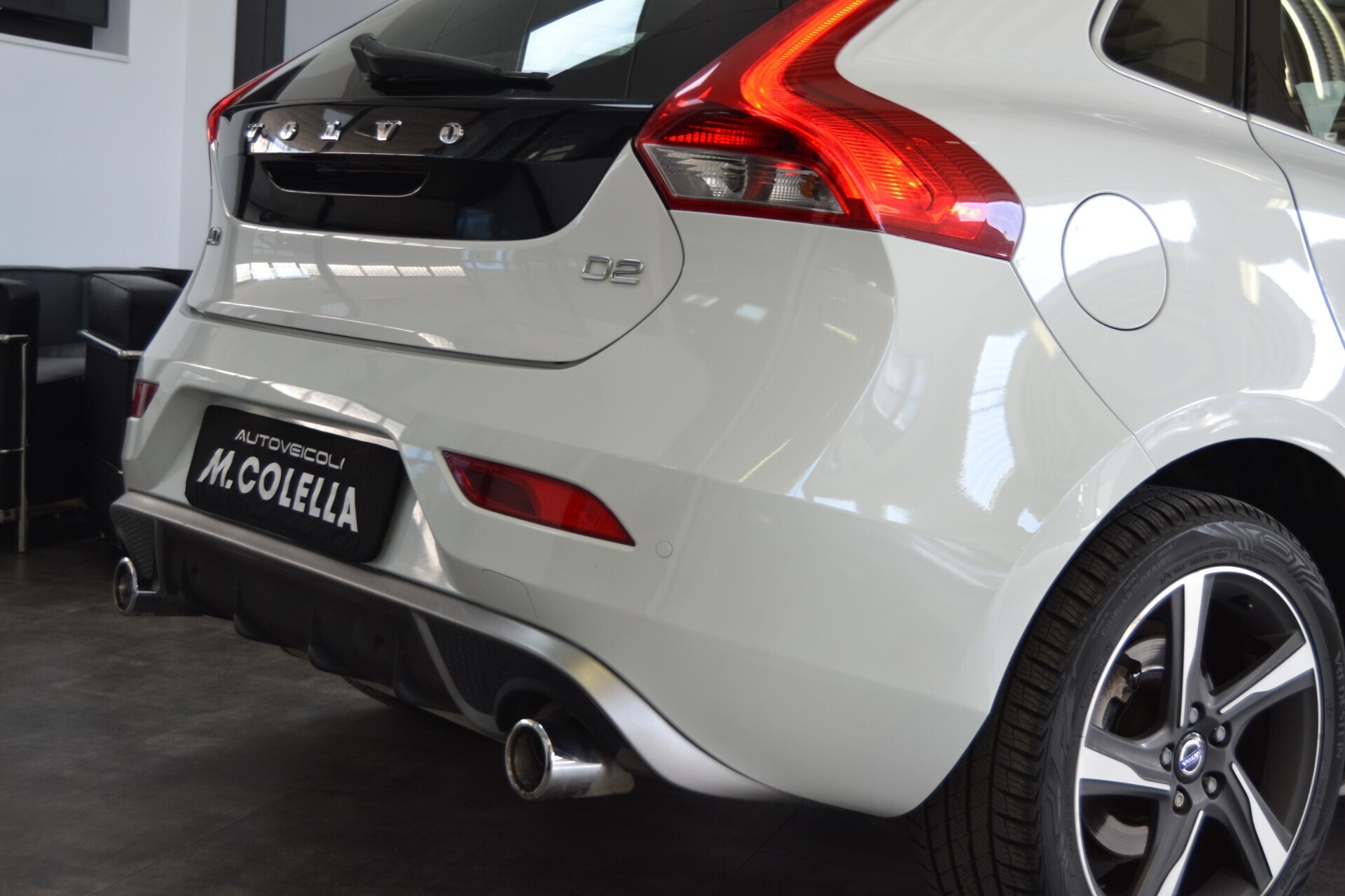 Volvo V40 D2 1.6 R-Design UniPro/Navi/Xenon/Cruse/Pelle