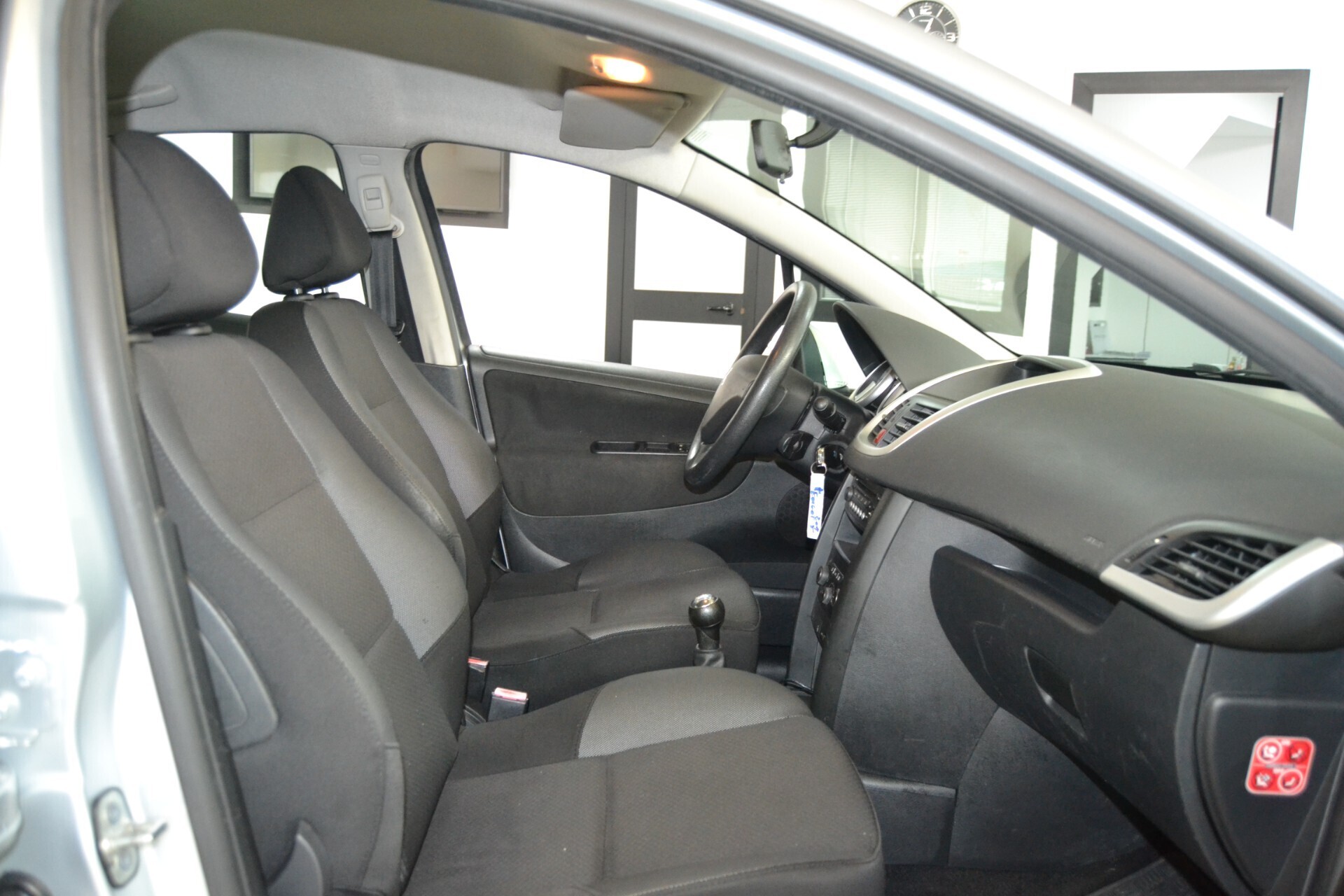 Peugeot 207 1.4 8V 75CV 5p. X Line ECO GPL