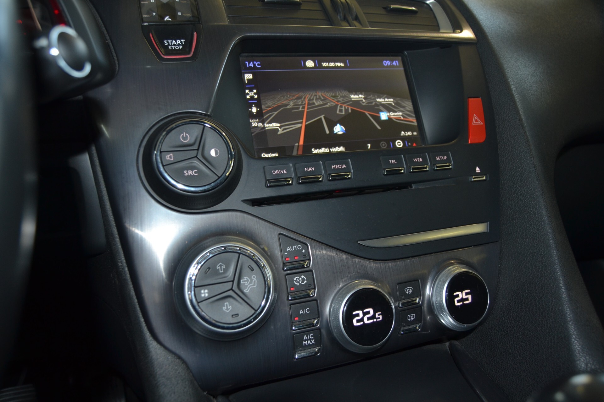 CITROEN DS5 1.6 BlueHDi 120 Tetto/Navi/Led/Alcantara