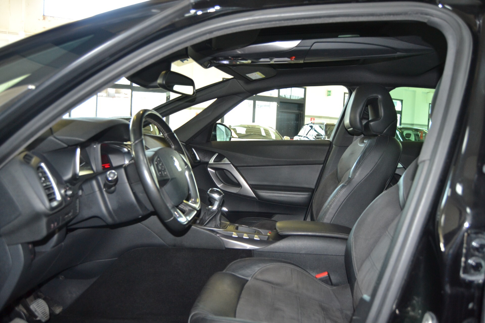 CITROEN DS5 1.6 BlueHDi 120 Tetto/Navi/Led/Alcantara