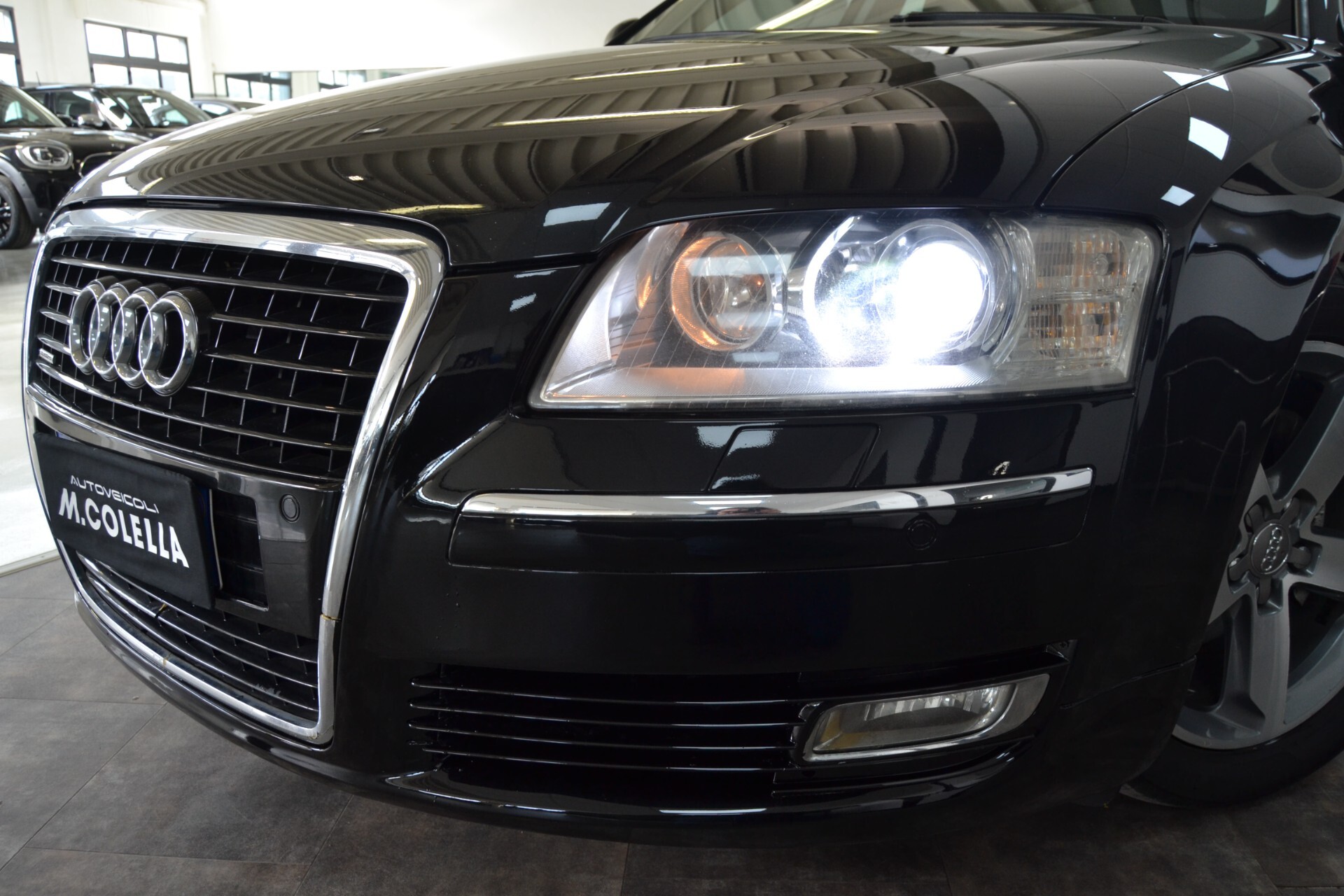 AUDI A8 L 3.0TDI V6 Quattro Navi/Xenon/NoSuperBOLLO