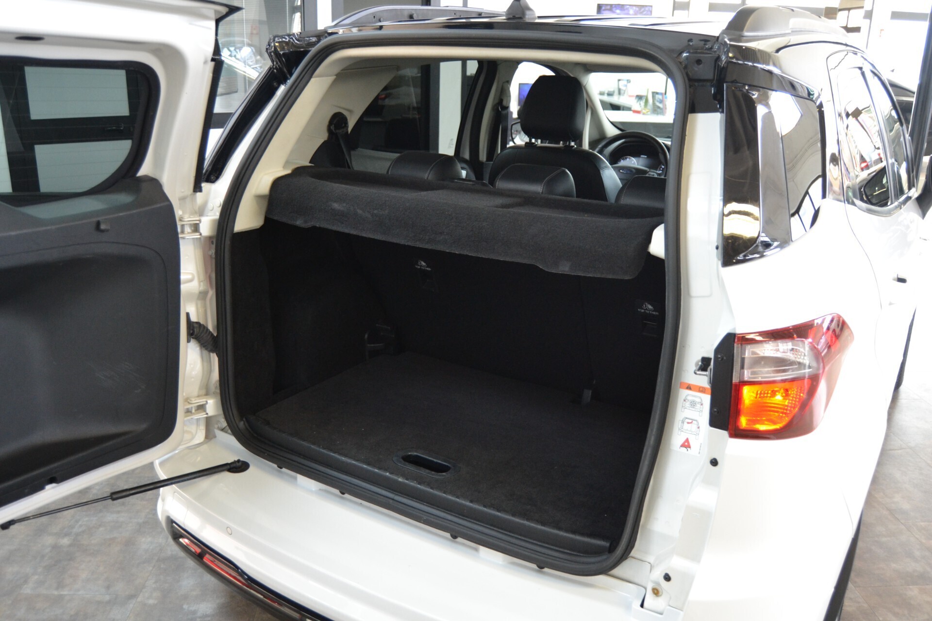 Ford EcoSport 1.5 TDCi ST-Line UniPro/Navi/Telecamera/LED